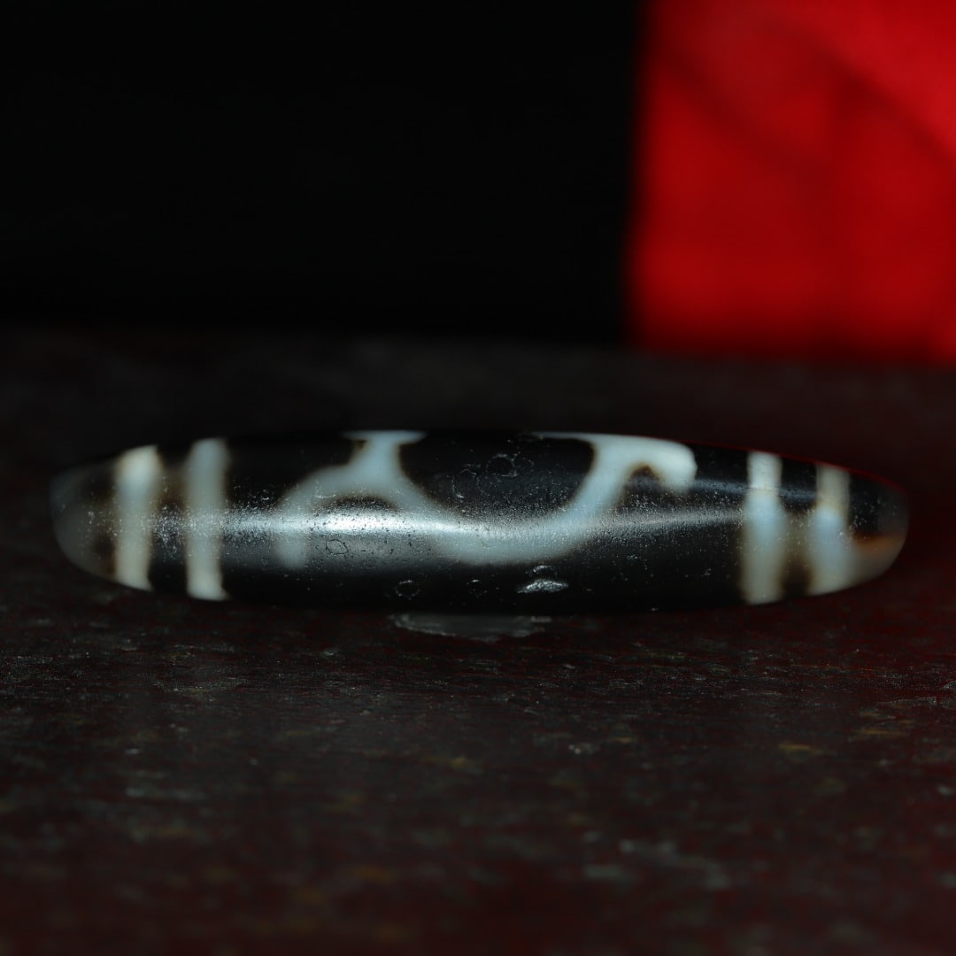 An Exquisite Dzi Bead Pendant - 7