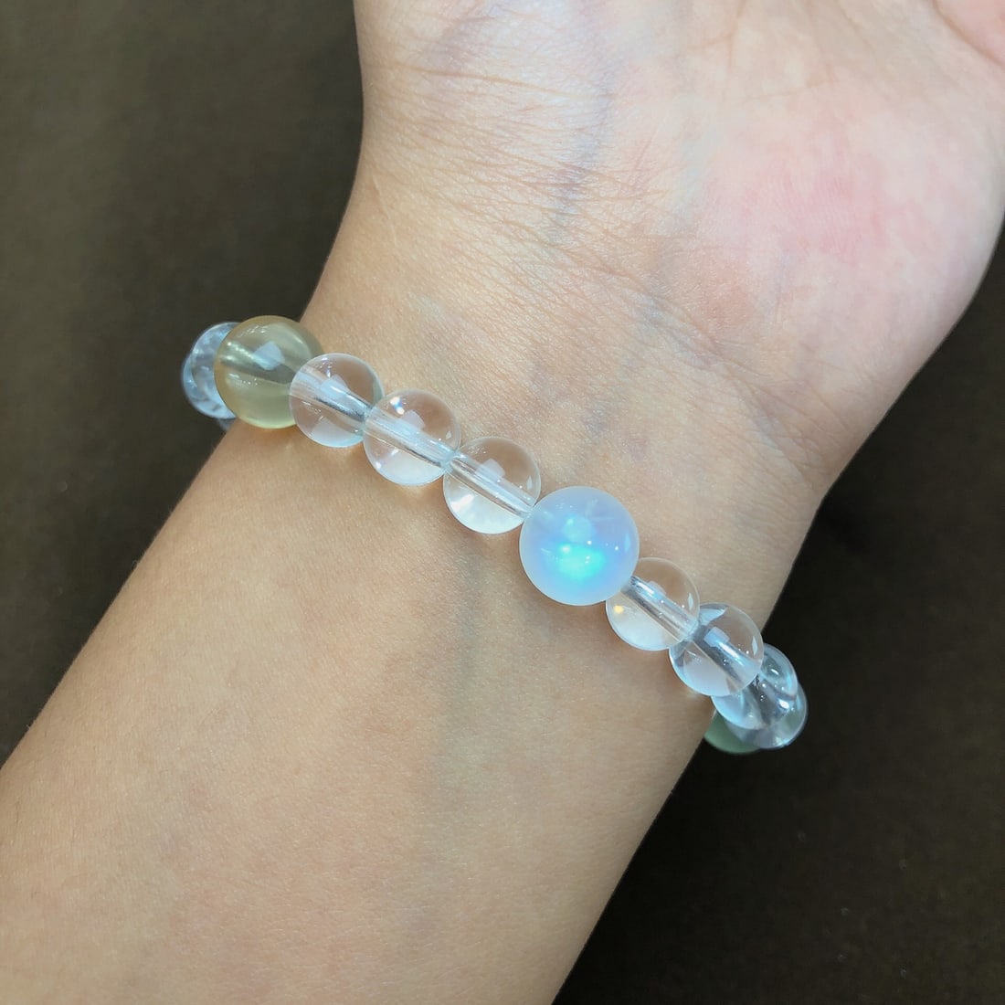 An Exquisite Crystal Bracelets - 5