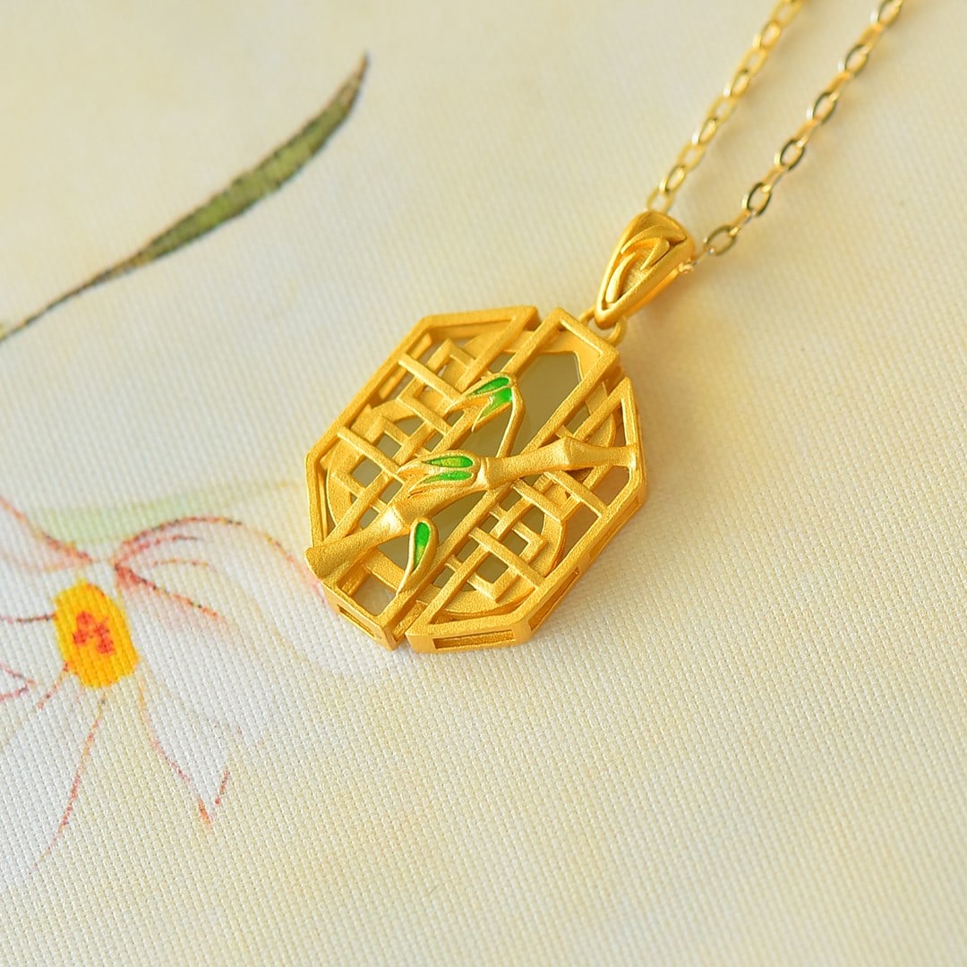 An Exquisite Sterling Silver-Gold Plated Inlaid White Jade Pendant: An Exquisite Sterling Silver-Gold Plated Inlaid White Jade Pendant 纯银镀金镶白玉吊坠