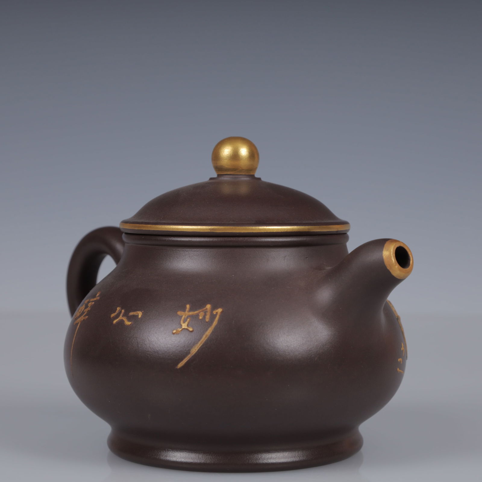 An Exquisite Purple Sands Phoenix Pattern Teapot - 4