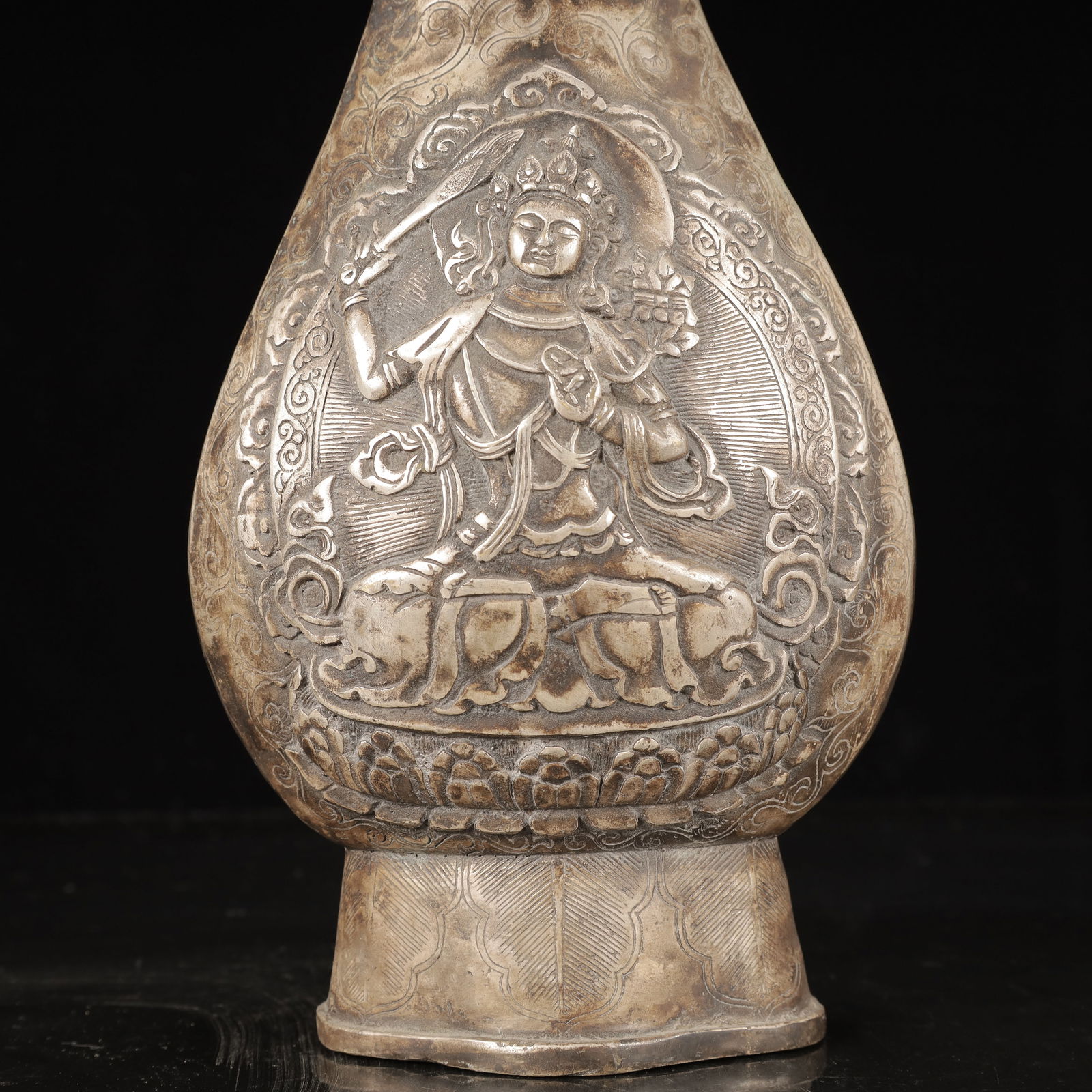 A Rare Silver-plated Copper Buddha Statue Pattern Vase - 8