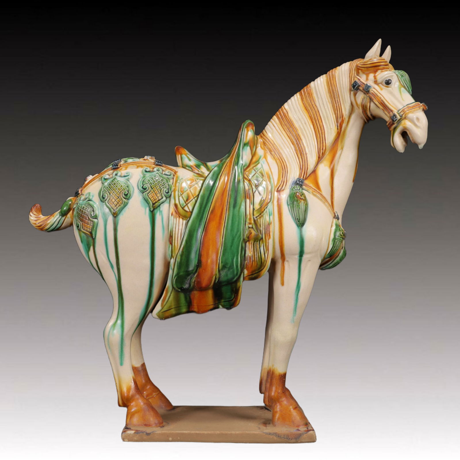 A Rare Tang Tri-Color Glazed Pottery Horse Ornaments (1 of 14)