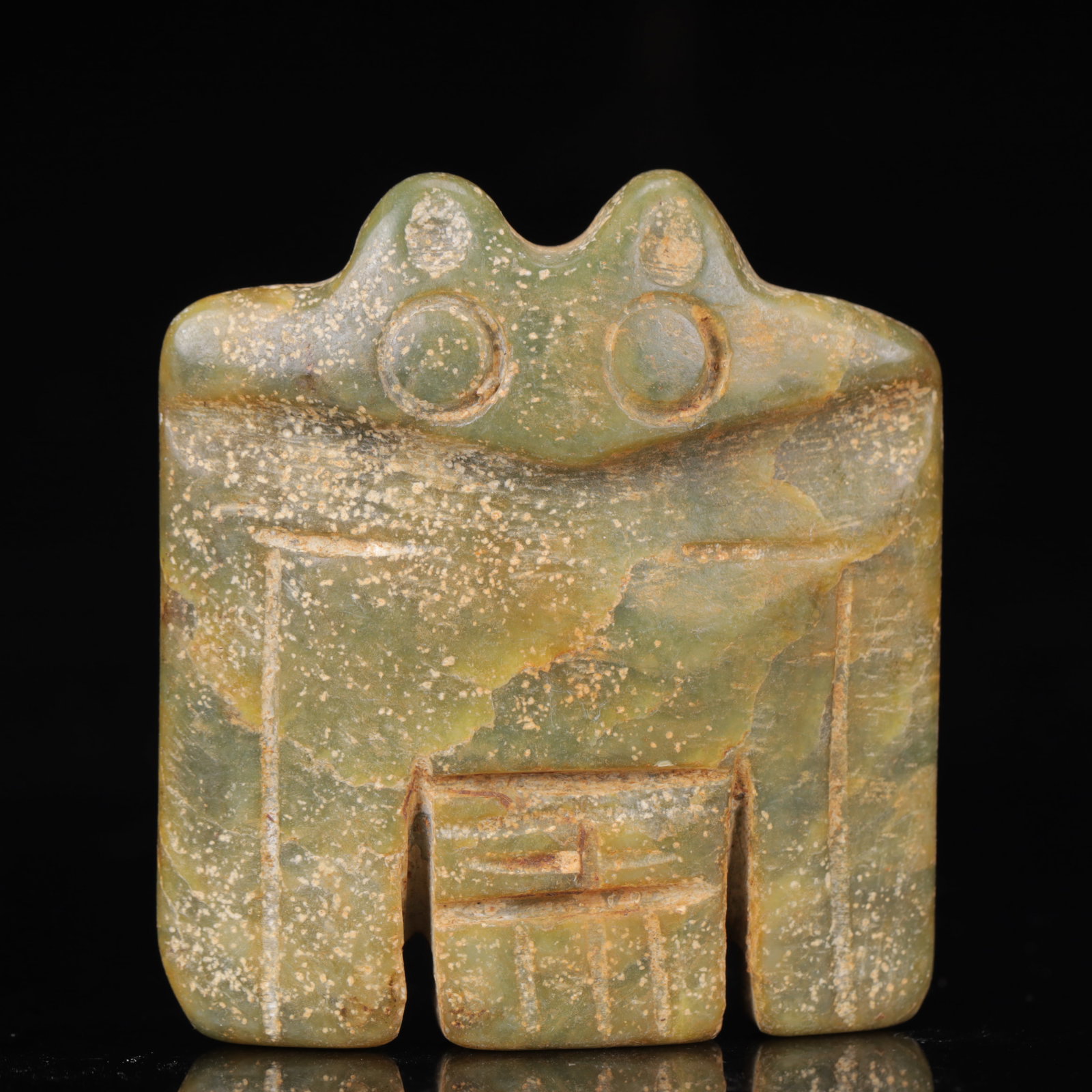 An Archaic Hongshan Culture Yellow Jade Pendant (1 of 6)