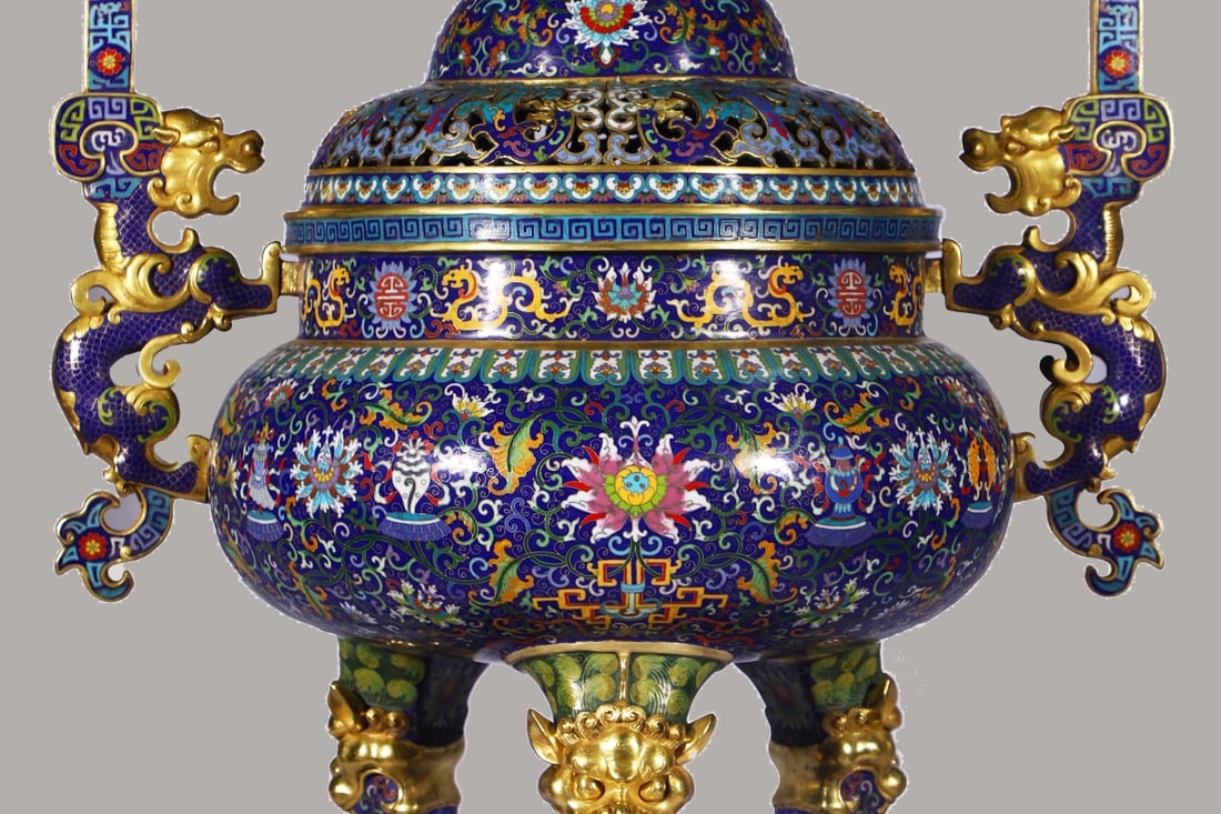 A Pair of Huge Cloisonne Enamel Lotus Pattern Dragon-Ears and Beast Legs Censers - 6