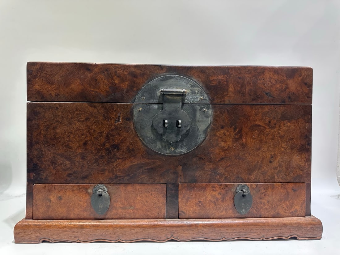 A Huge Huanghuali wood Box (1 of 9)