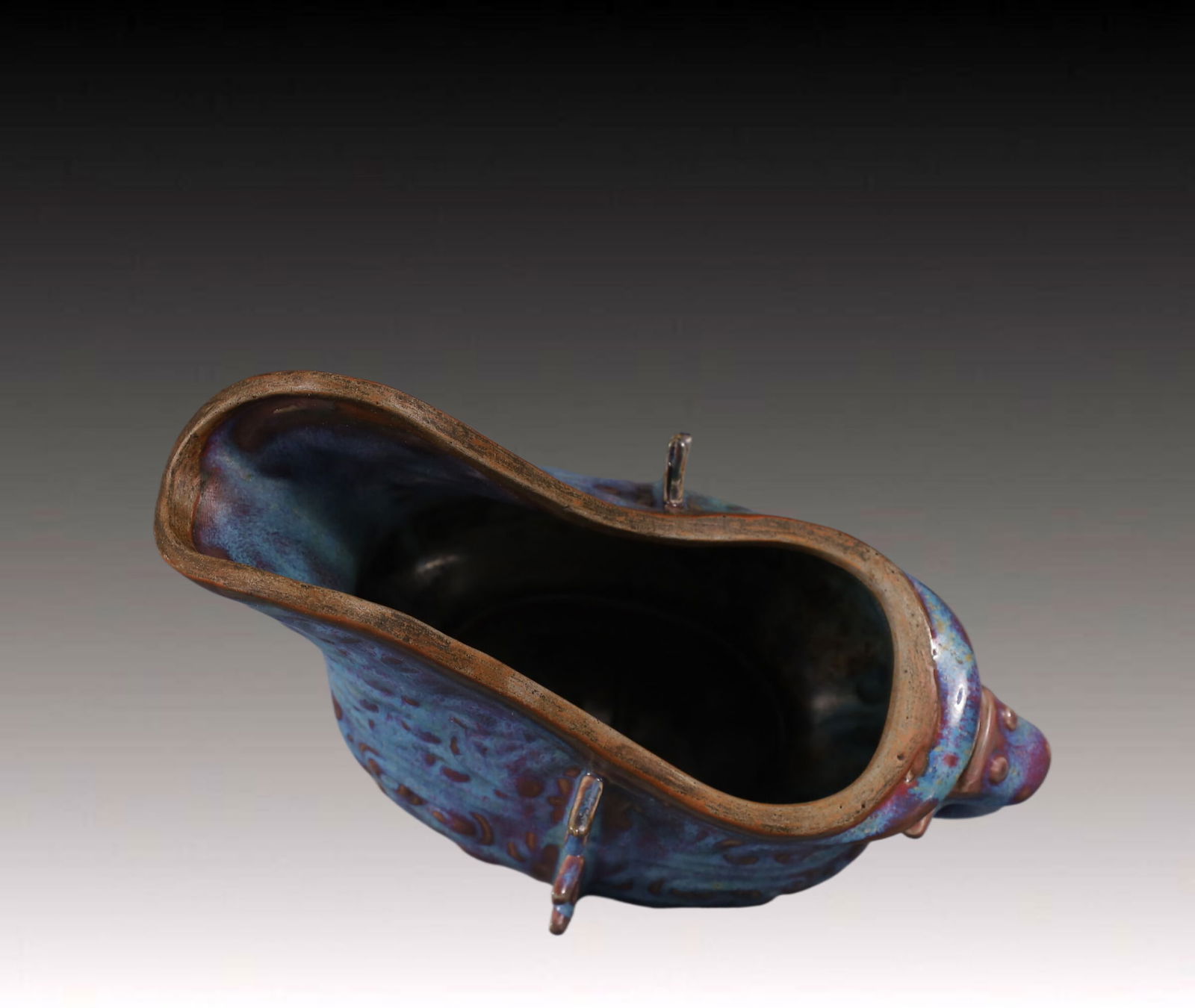 An Exquisite Jun yao Beast-Face Pattern Ewer - 8