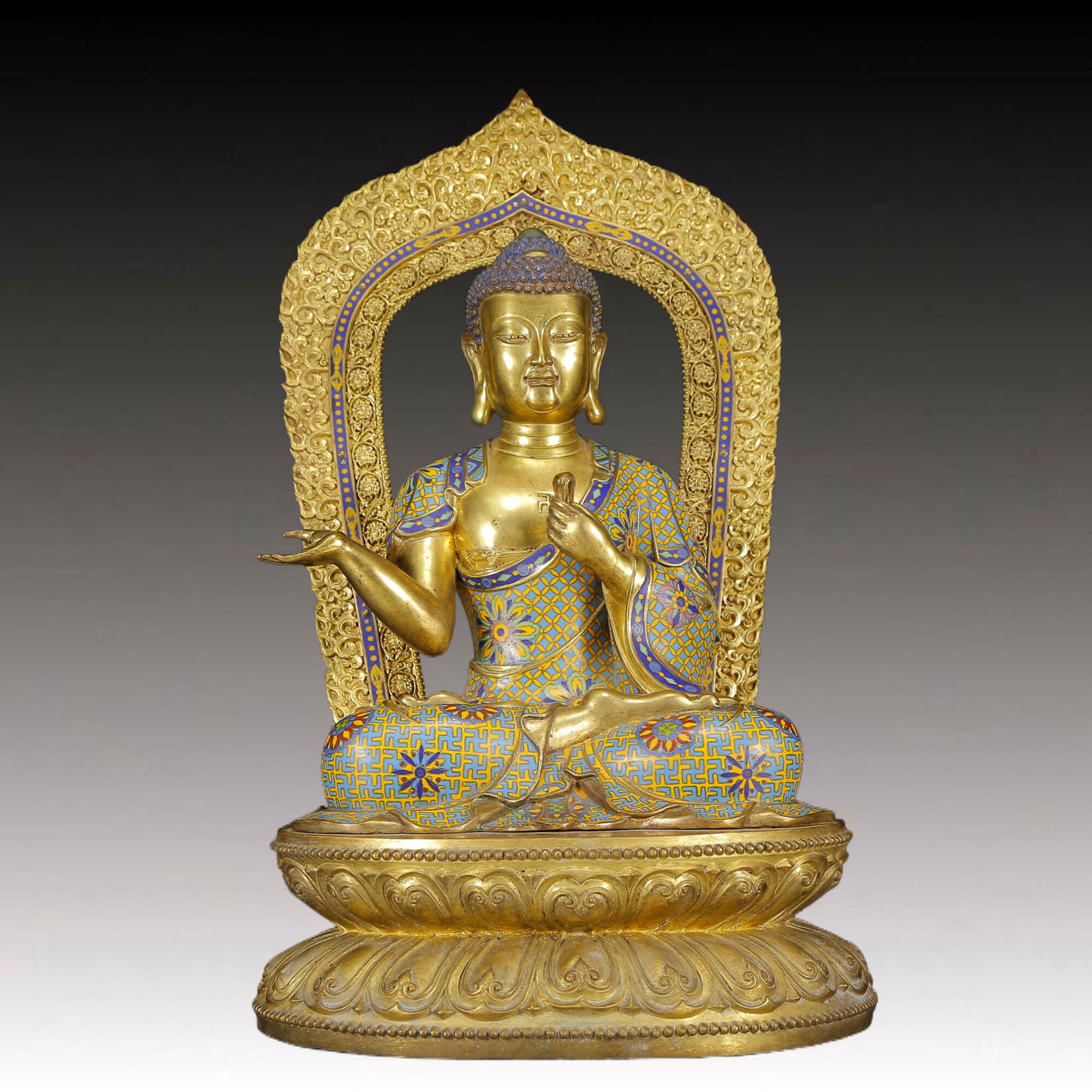 A Huge Cloisonne Sakyamuni Statue Ornament: A Huge Cloisonne Sakyamuni Statue Ornament,Qing Dynasty, China,Size:11.4inx8.7inx18.5in,Weight:8395g 