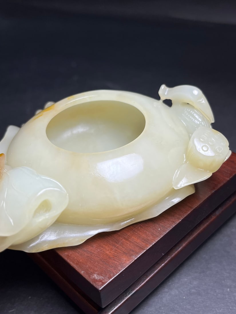 An Exquisite White Jade Dragonfly Pattern Brush Washer - 6