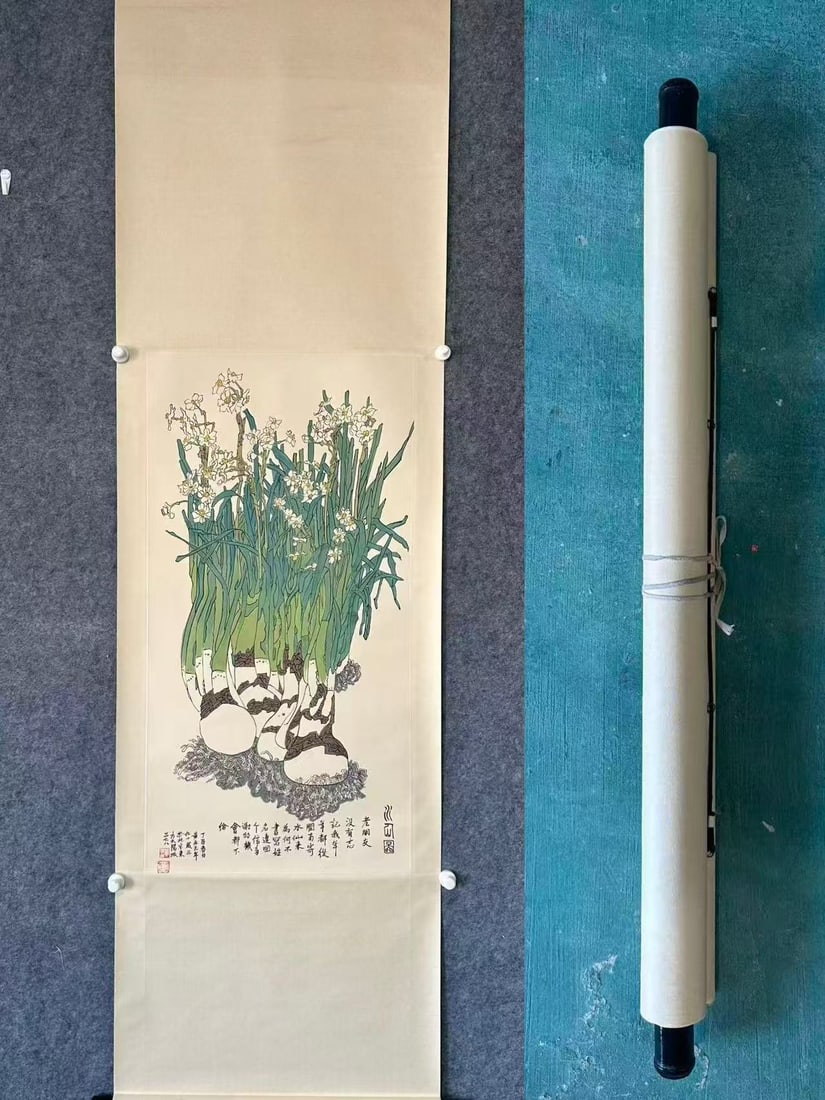 A Chinese Vertical Scroll Ink Painting of Flower on Paper: A Chinese Vertical Scroll Ink Painting of Flower on Paper,Huang Yongyu,Size:21.1inx40.9in 