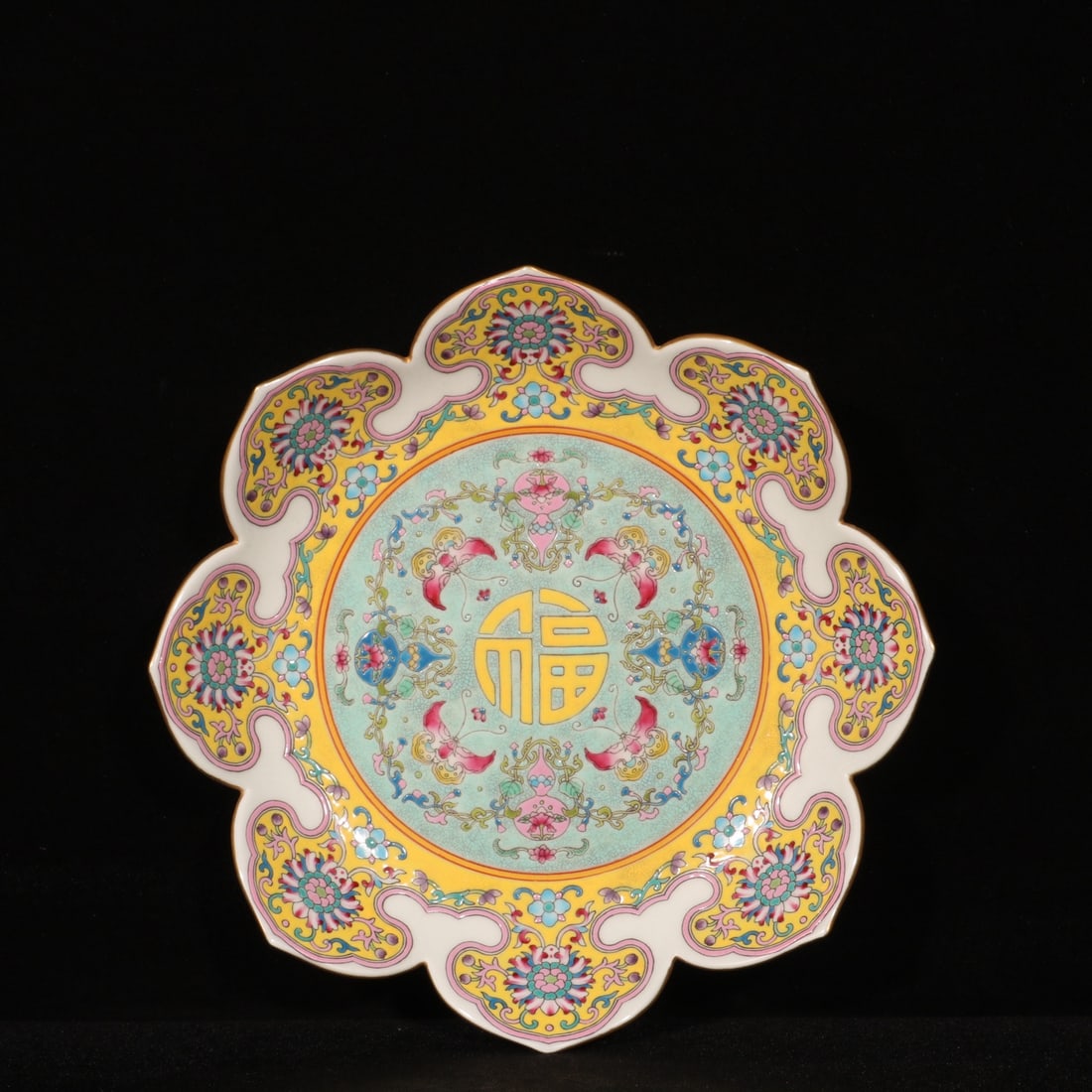 An Exquisite Enamel Painted Gold Flower and Butterfly Pattern Plate (1 of 9)