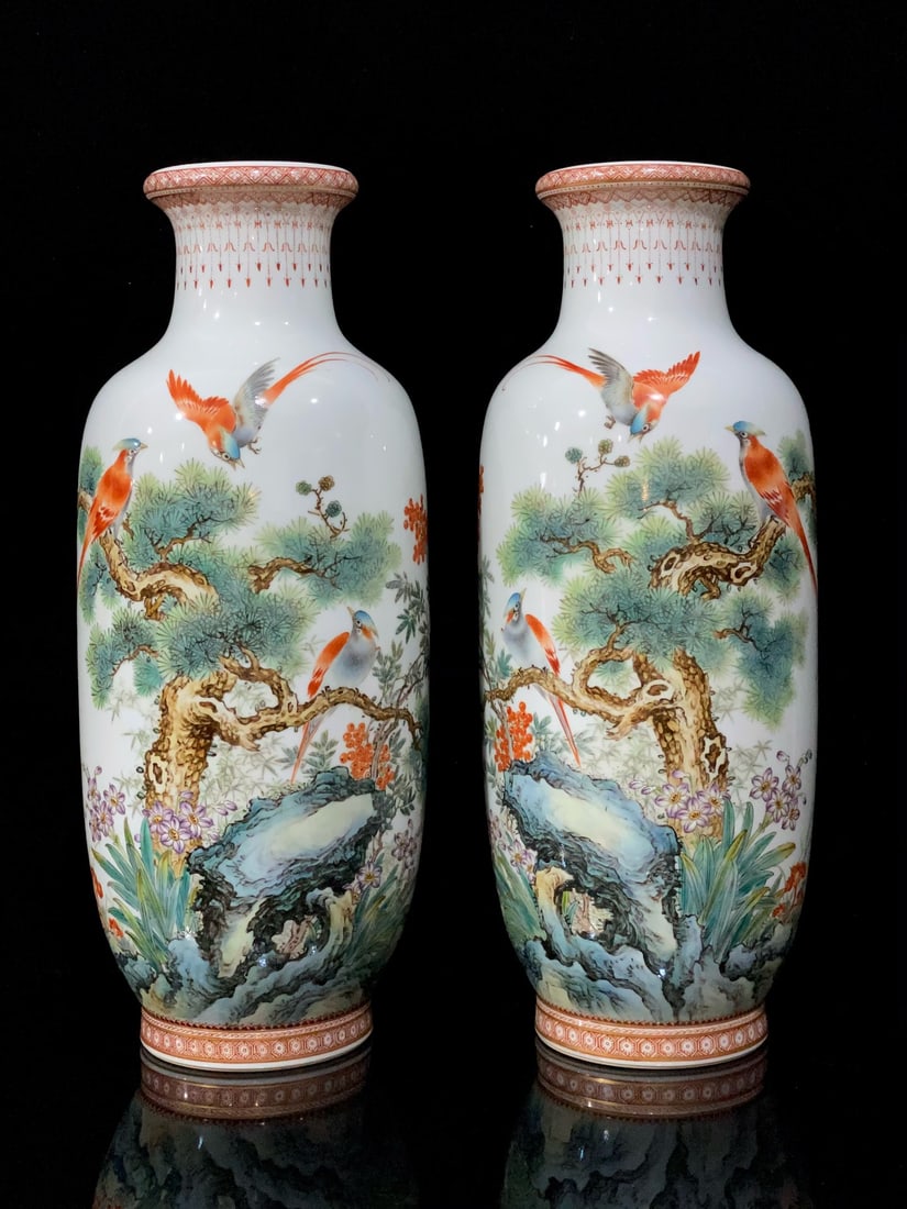 A Pair of Exquisite Iron-Red Painted Gold Flower and Bird Pattern Vases,with poem: A Pair of Exquisite Iron-Red Painted Gold Flower and Bird Pattern Vases,with poem,Modern Time of China,With Mark,Size:16.1inx6.5in 一对矾红描金花鸟ń