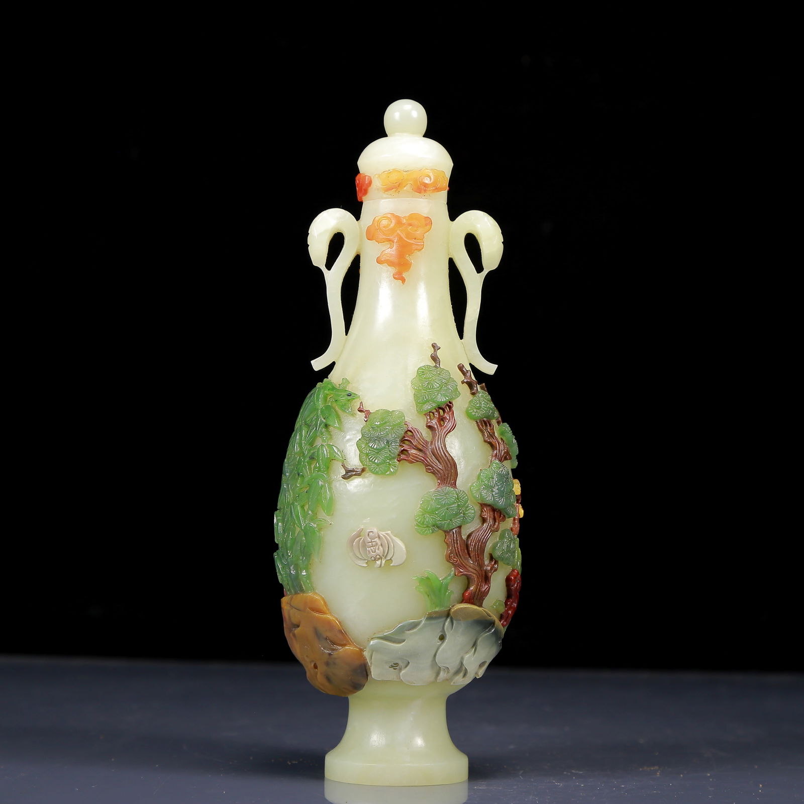 An Exquisite Greenish Jade Inlaid Gems Flower Pattern Double-Ears Bottle: An Exquisite Greenish Jade Inlaid Gems Flower Pattern Double-Ears Bottle,Qing Dynasty, China,Size:3.1inx8.7in,Weight:535g 