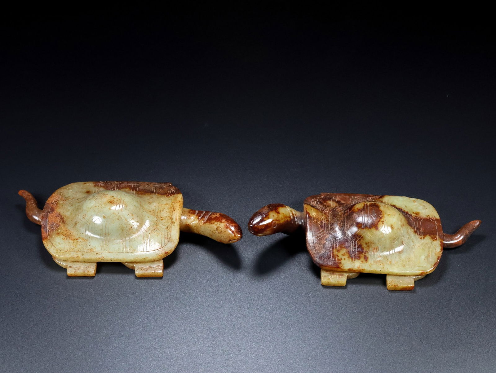 A Pair of Exquisite White Jade Turtle Ornaments (1 of 9)