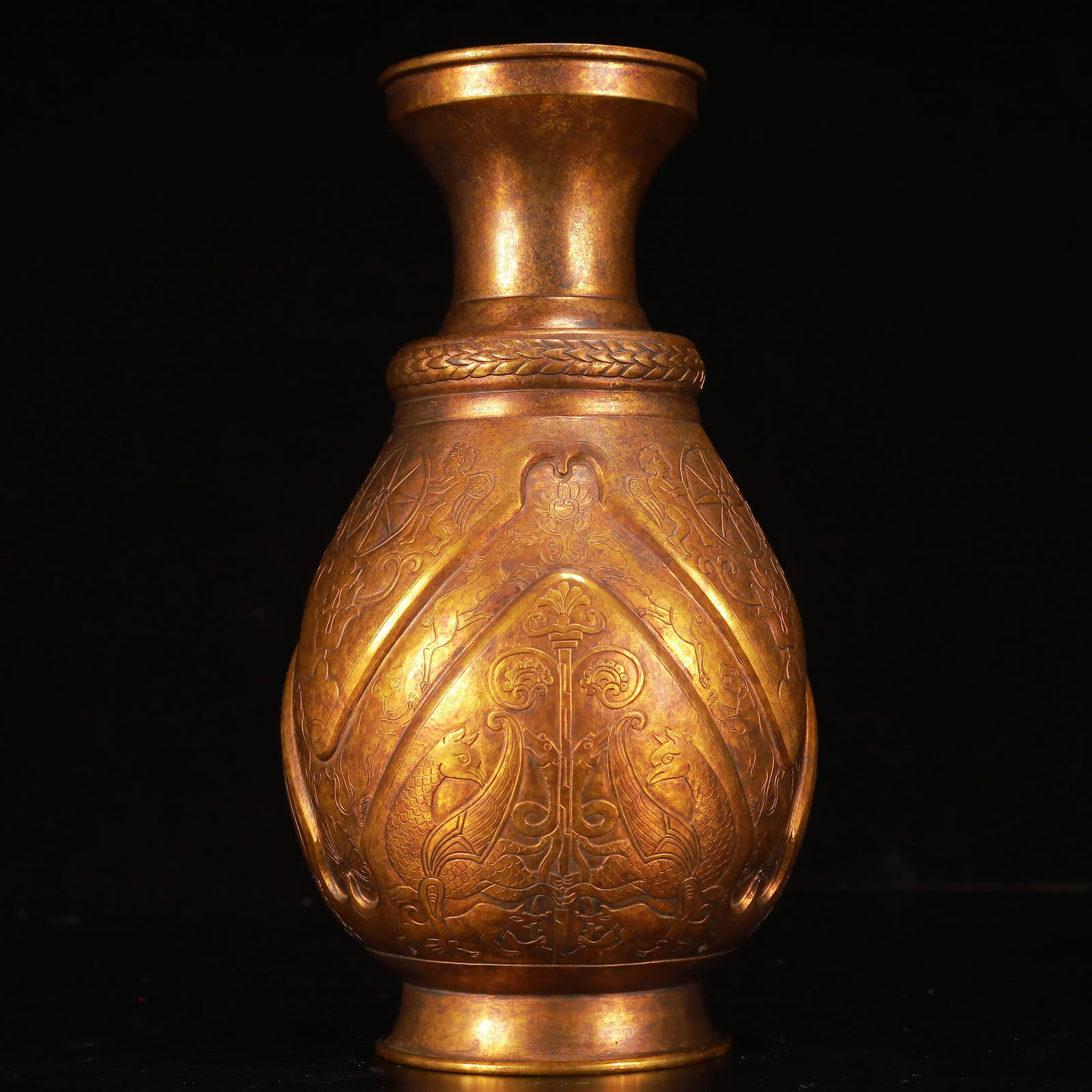 An Exquisite Gilt Bronze Beast Pattern Vase (1 of 9)