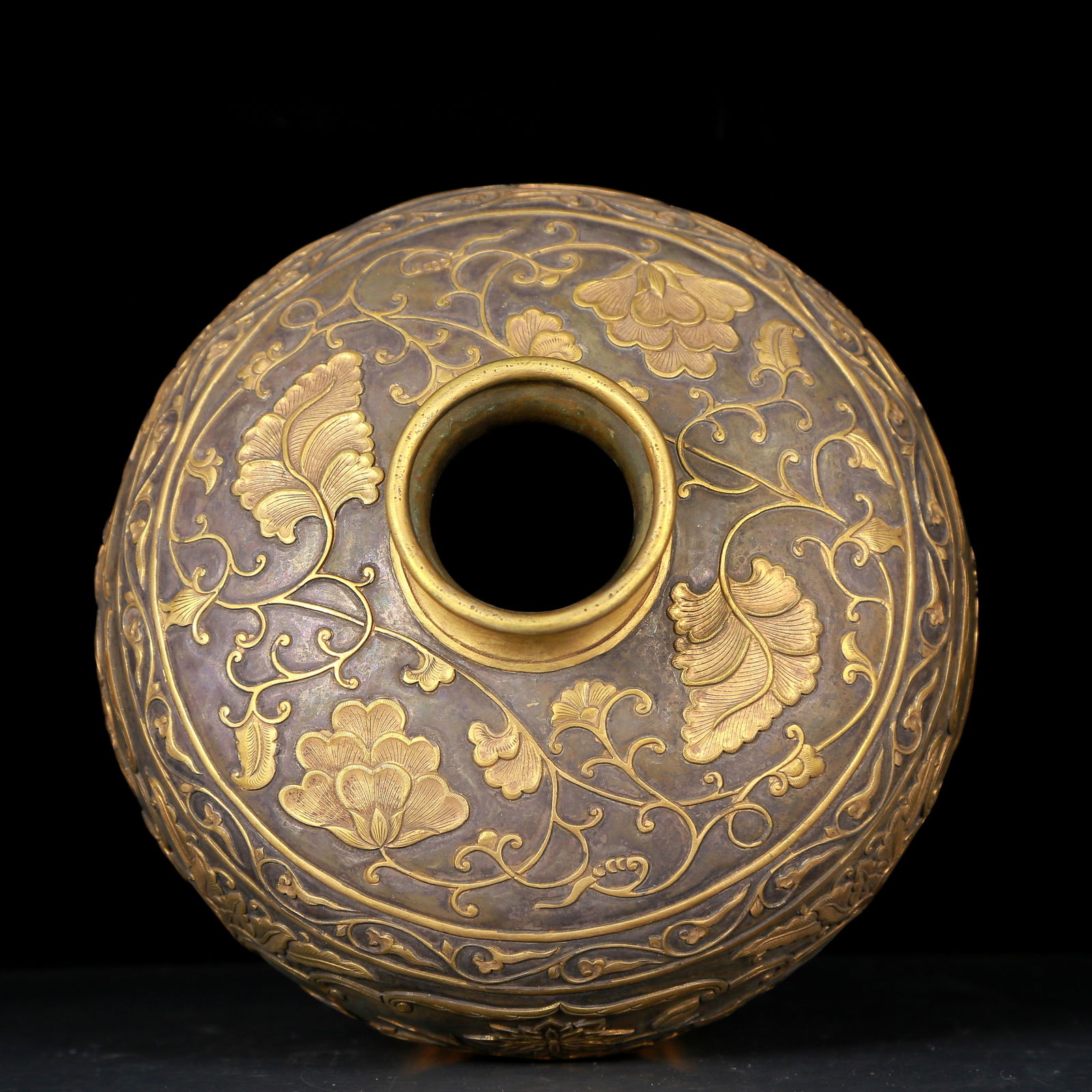 A Rare Gilt Silver Flower Pattern Vase - 7