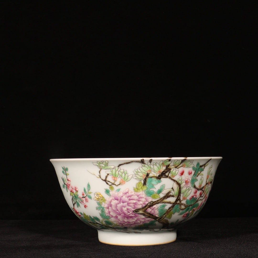 An Exquisite Enamel Flower and Bird Pattern Bowl,with Poem (1 of 8)
