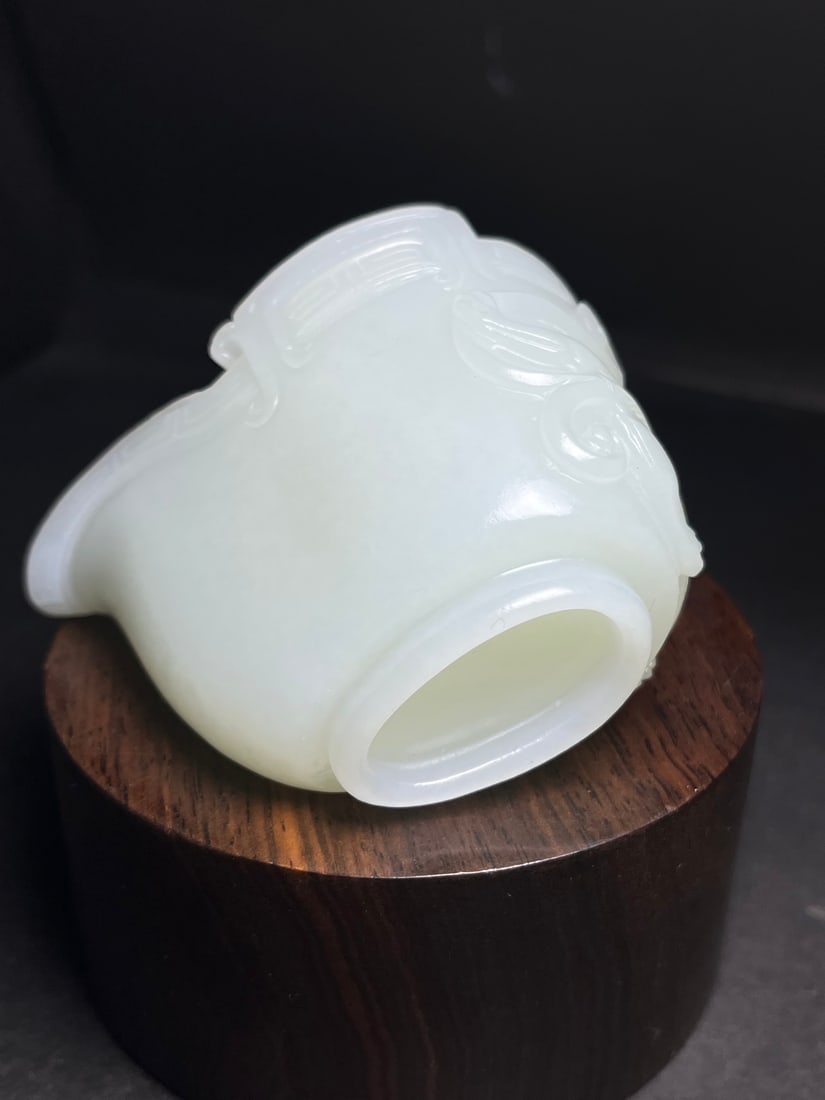 An Exquisite White Jade Chi-Dragon Pattern Libation Cup - 7