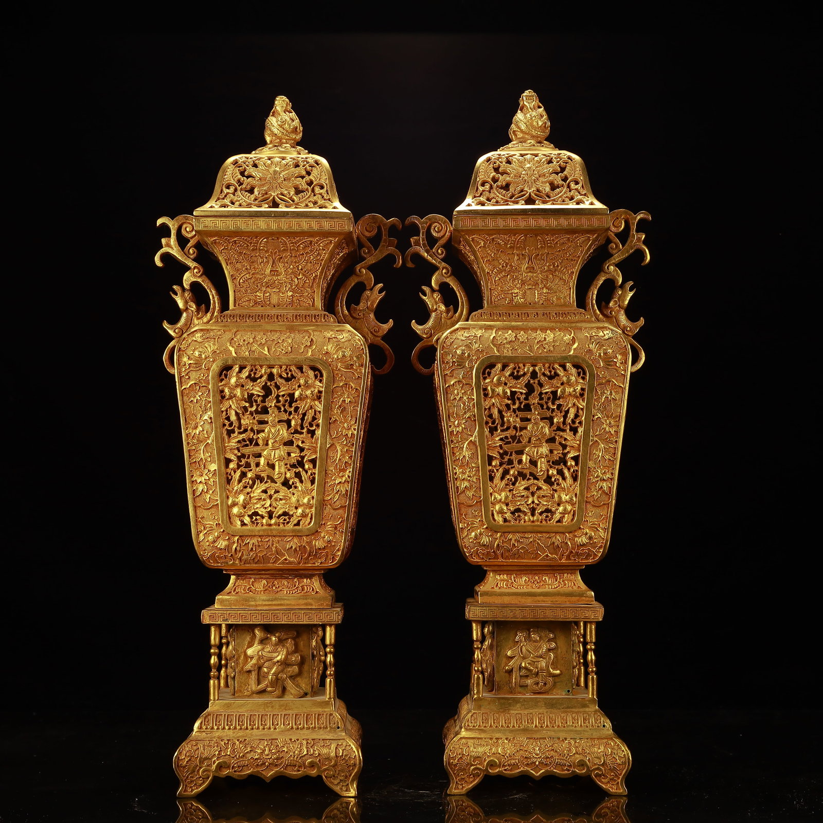 A Pair of Exquisite Gilt Bronze Figure and Flower Pattern Censers: A Pair of Exquisite Gilt Bronze Figure and Flower Pattern Censers,Qing Dynasty, China,Qianlong Four-character Mark,Size:7.1inx5.1inx18.9in,Weight:7700g 