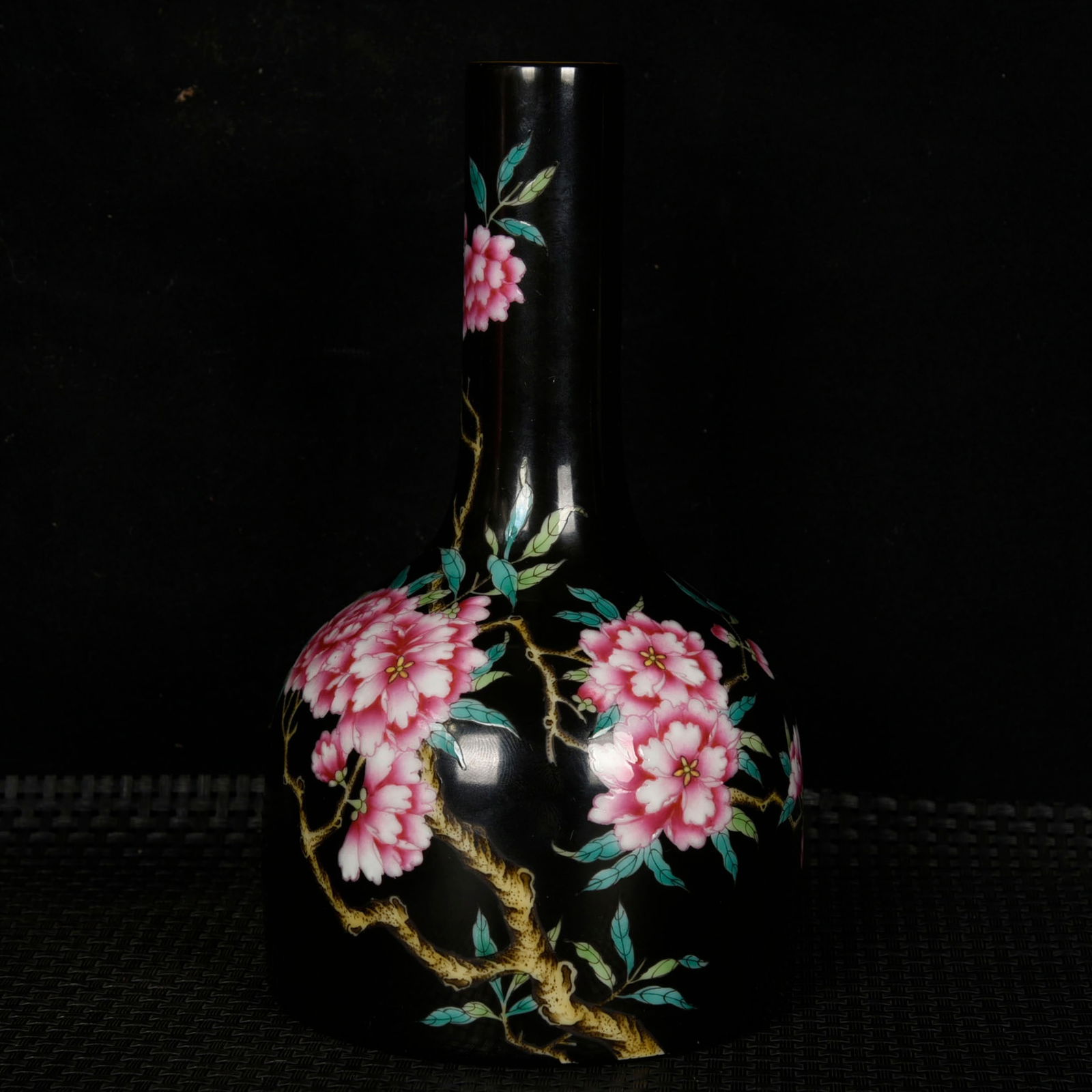 An Exquisite Ugyen Glazed Enamel Painted Gold Peony Pattern Vase,with Poem: An Exquisite Ugyen Glazed Enamel Painted Gold Peony Pattern Vase,with Poem,Qing Dynasty,China,Yongzheng Four-Character Mark,Size:6.7inx3.9in 