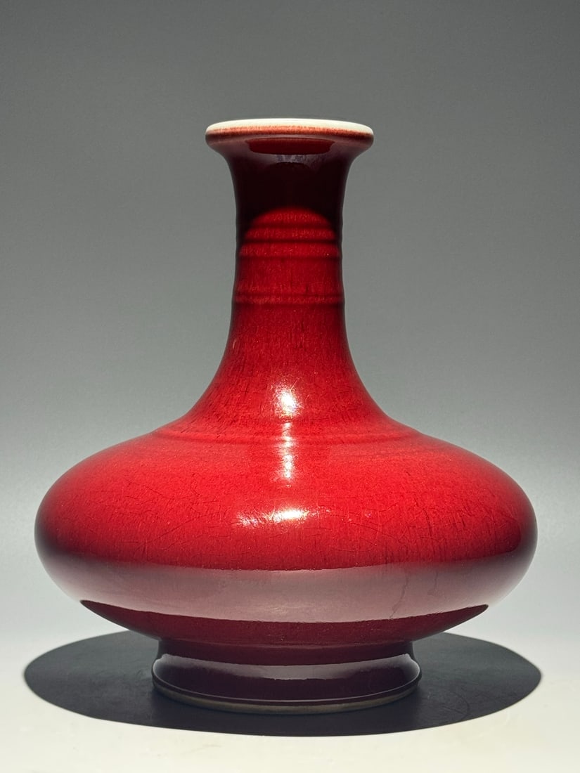 An Exquisite Red Glazed Vase - 4