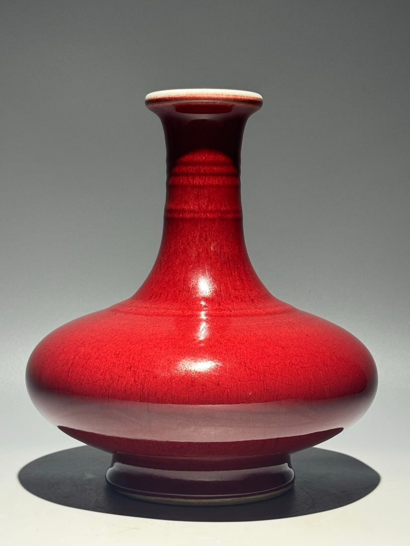 An Exquisite Red Glazed Vase - 5