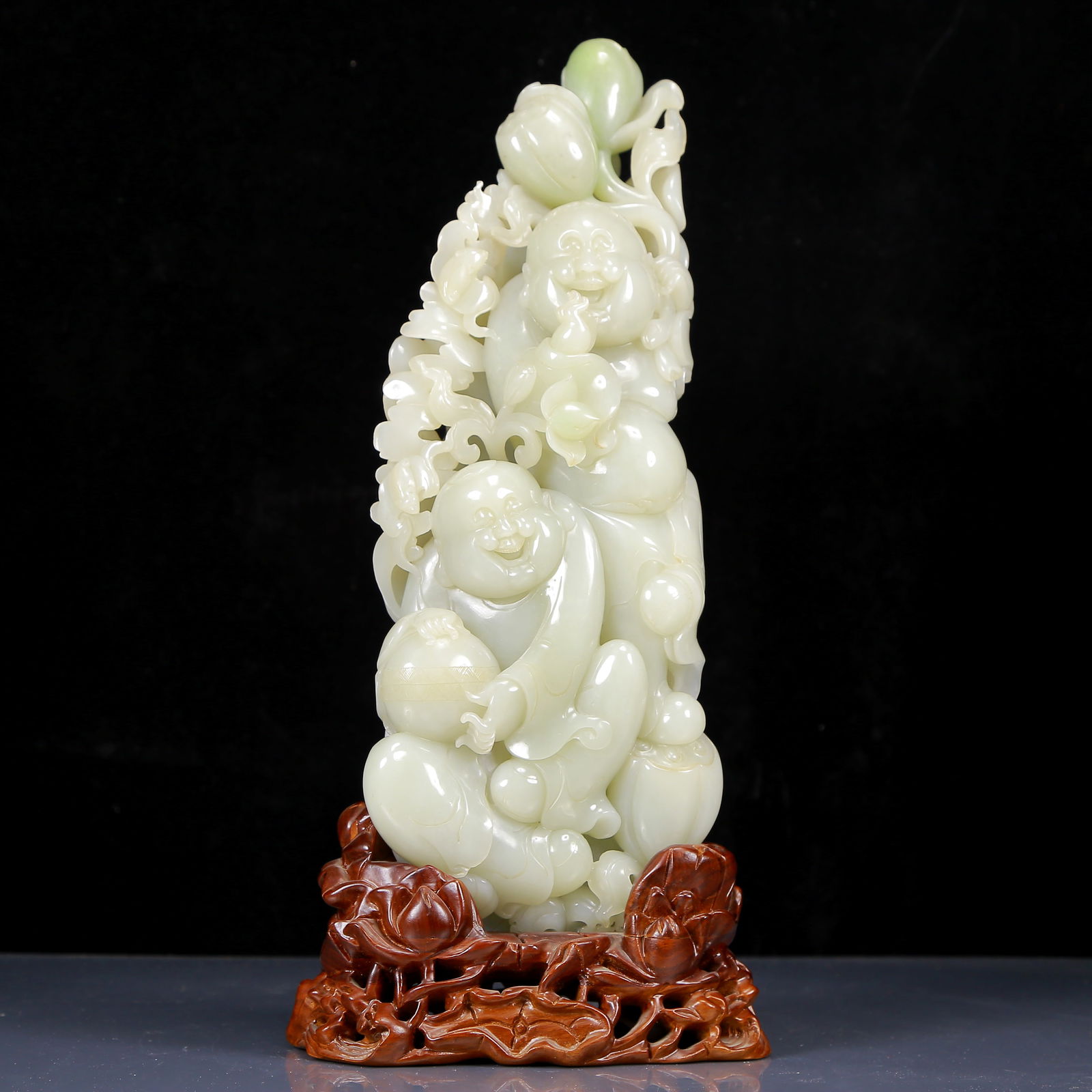 A Rare White Jade Maitreya Buddha Ornament: A Rare White Jade Maitreya Buddha Ornament,Qing Dynasty, China,Size:5.1inx2.4inx14.6in,Weight:4250g 白玉弥勒佛摆件，清代
