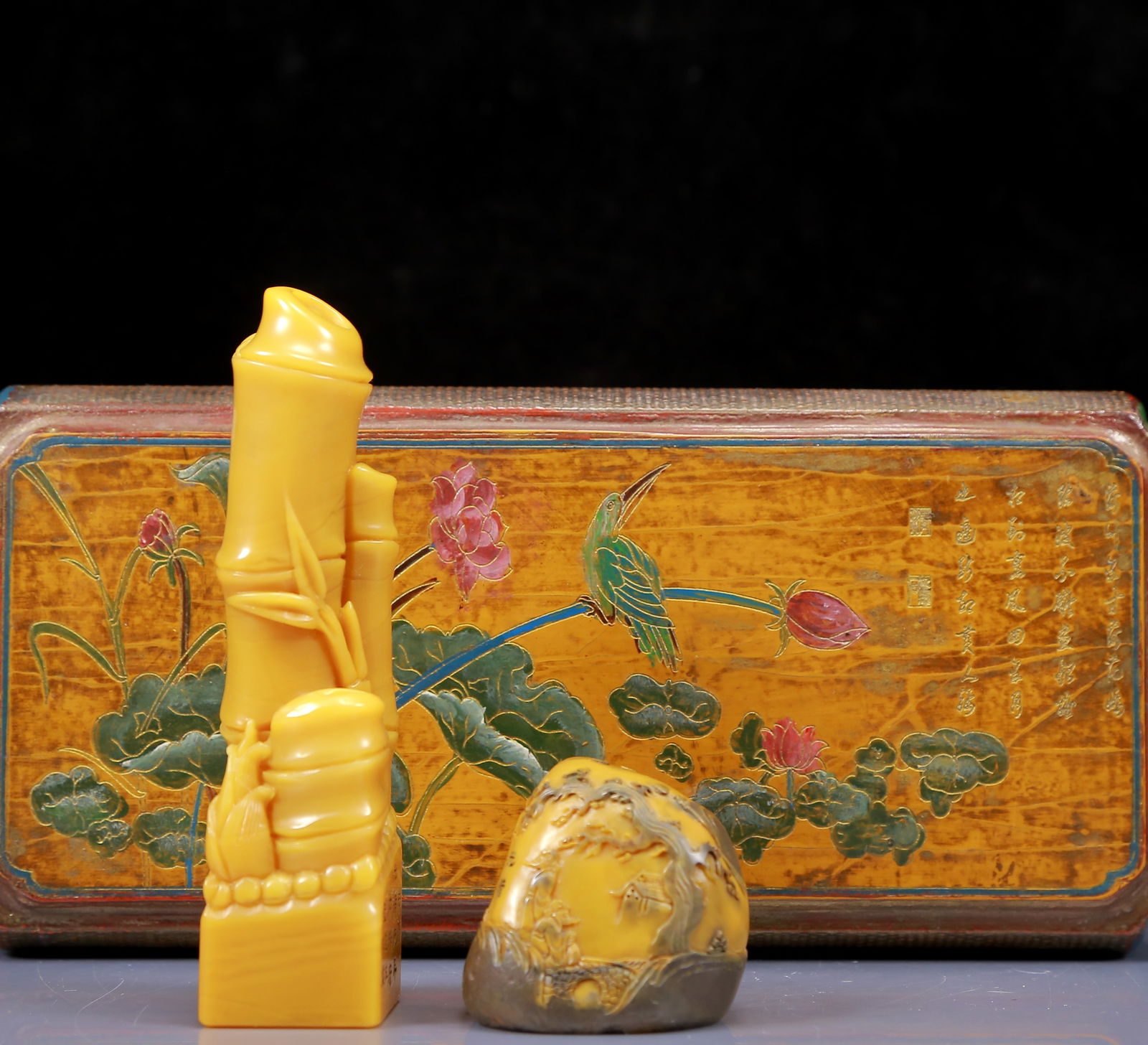 A Pair of Exquisite Shoushan Stone Landscape and Figure Pattern Seals: A Pair of Exquisite Shoushan Stone Landscape and Figure Pattern Seals,Qing Dynasty, China,Guangxu Mark,Size:1.2inx5.1in,2inx1.6inx1.8in;Weight:345g 