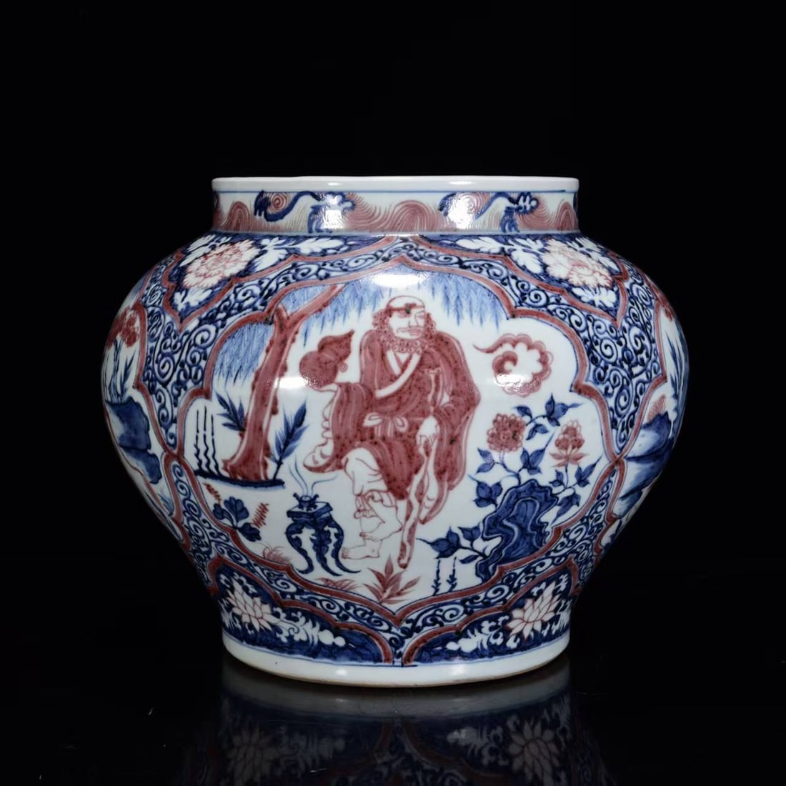 An Exquisite Blue and White Underglaze-Red Character and Story Pattern Jar: An Exquisite Blue and White Underglaze-Red Character and Story Pattern Jar,Yuan Dynasty,China,Size:11.4inx13in 