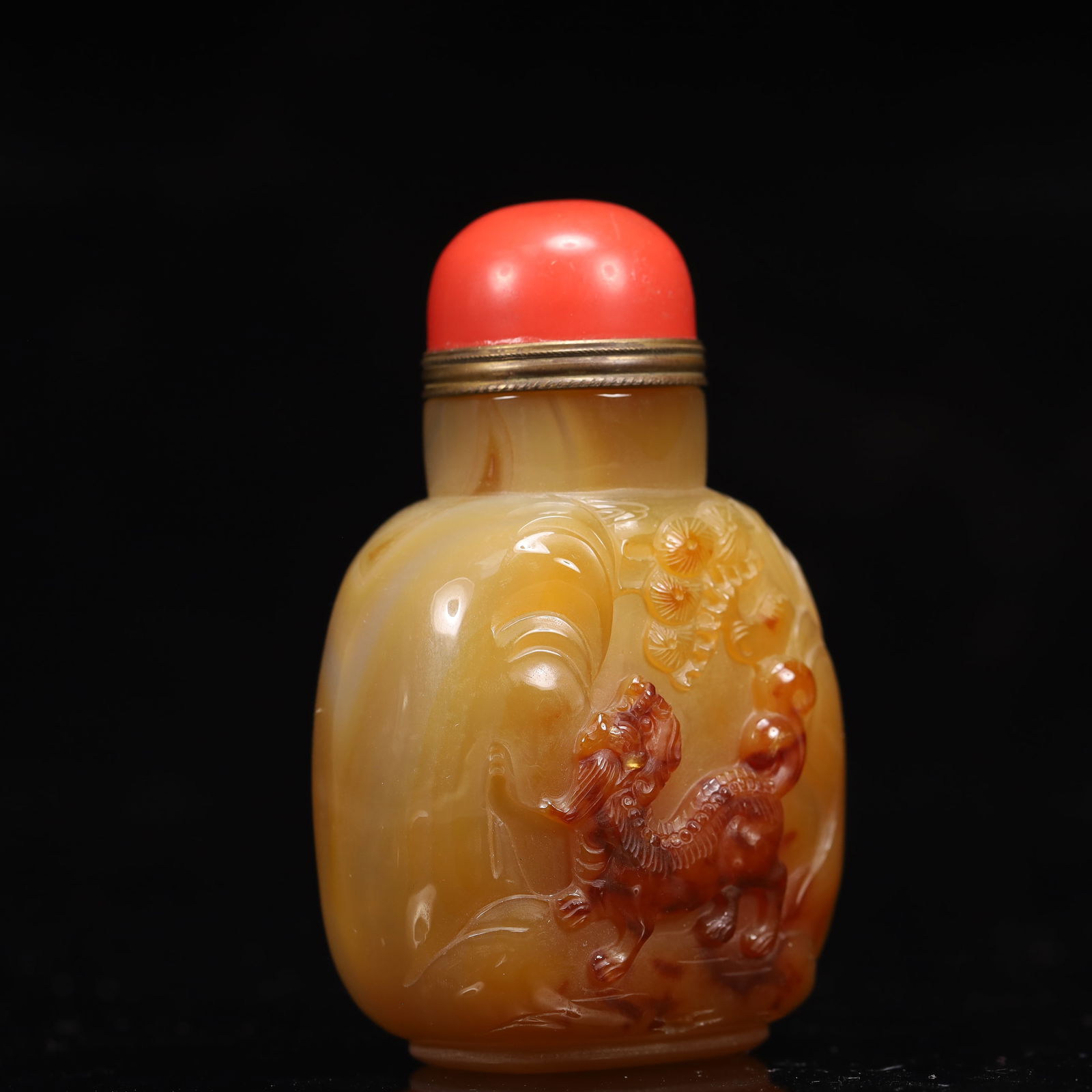 An Exquisite Agate Lion Pattern Snuff Bottle - 3