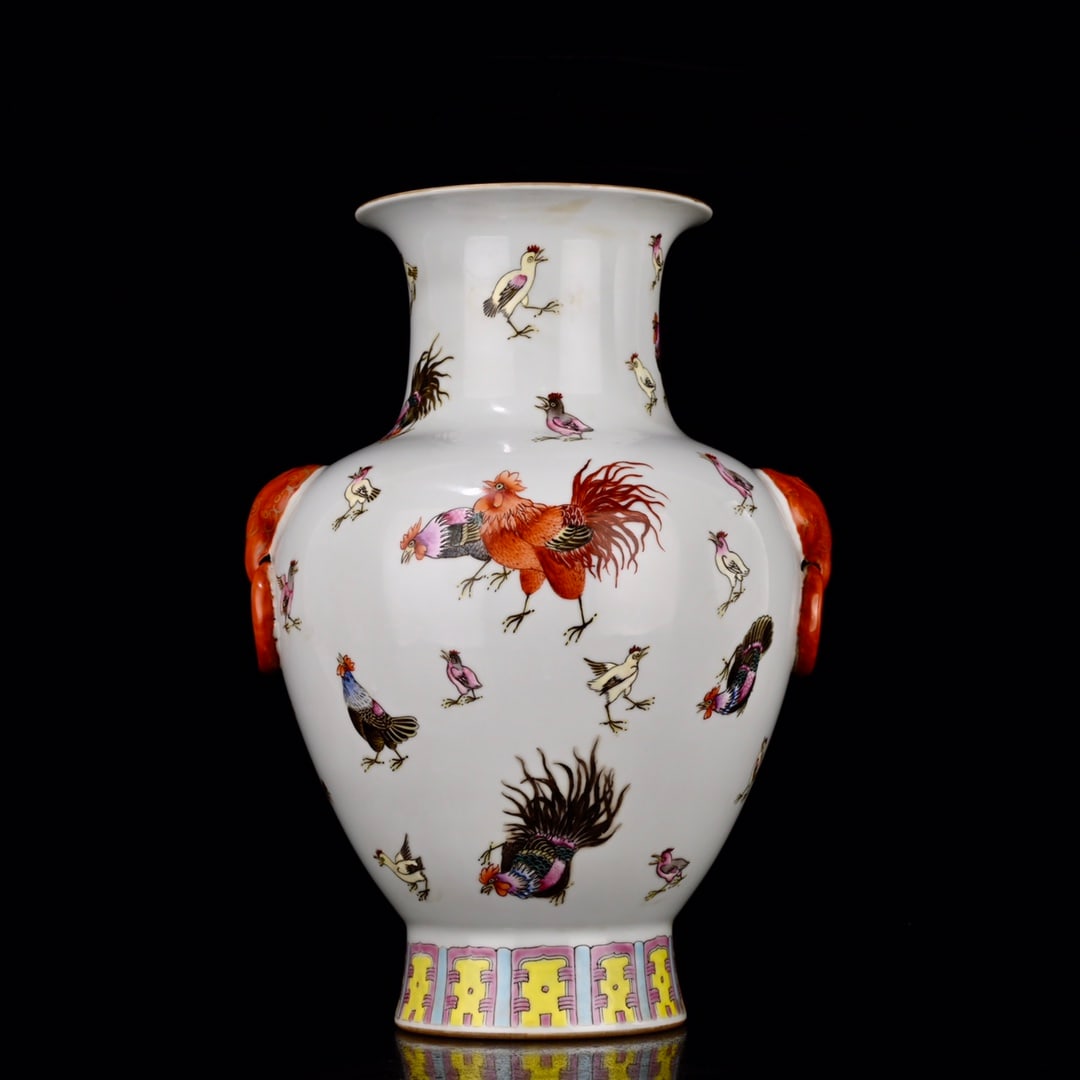 An Exquisite Enamel Rooster Pattern Elephant-Ears Vase (1 of 9)