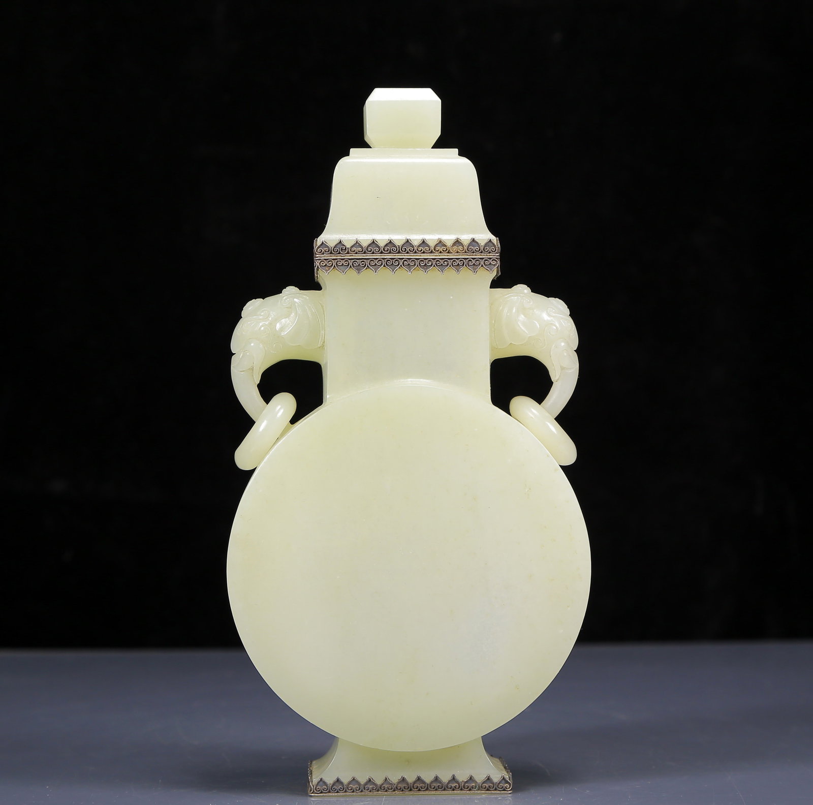 An Exquisite White Jade Double-Ears Bottle: An Exquisite White Jade Double-Ears Bottle,Qing Dynasty, China,Qianlong Four-character Mark,Size:4.3inx1.6inx8.7in,Weight:595g 白玉双耳瓶带盖，清&