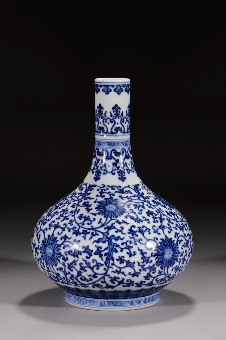 An Exquisite Blue and White Lotus Pattern Vase (1 of 9)