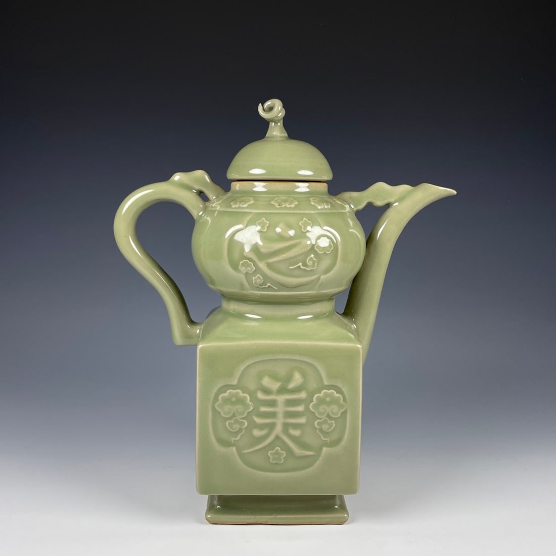 An Exquisite Longquan yao Flower Pattern Teapot (1 of 9)