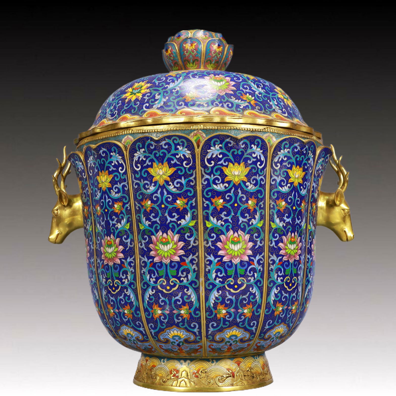 A Huge Cloisonne Lotus Pattern Deer-Ears Jar, With Cover (1 of 12)