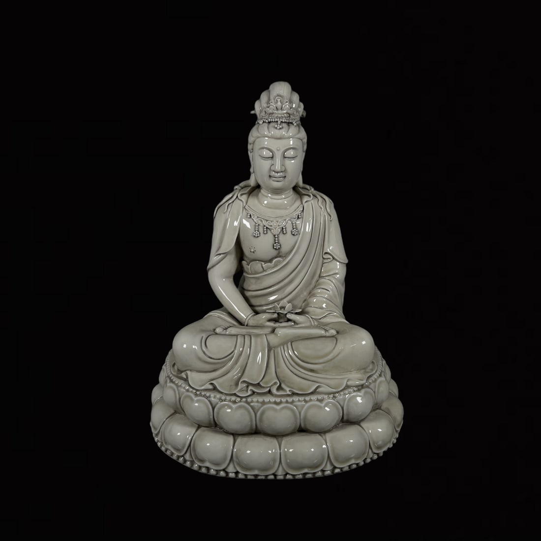 A Solemn Blance-De-Chine Statue of Avalokitesvara: A Solemn Blance-De-Chine Statue of Avalokitesvara,Ming Dynasty,China,He Chaozong Mark,Size:16.5in 