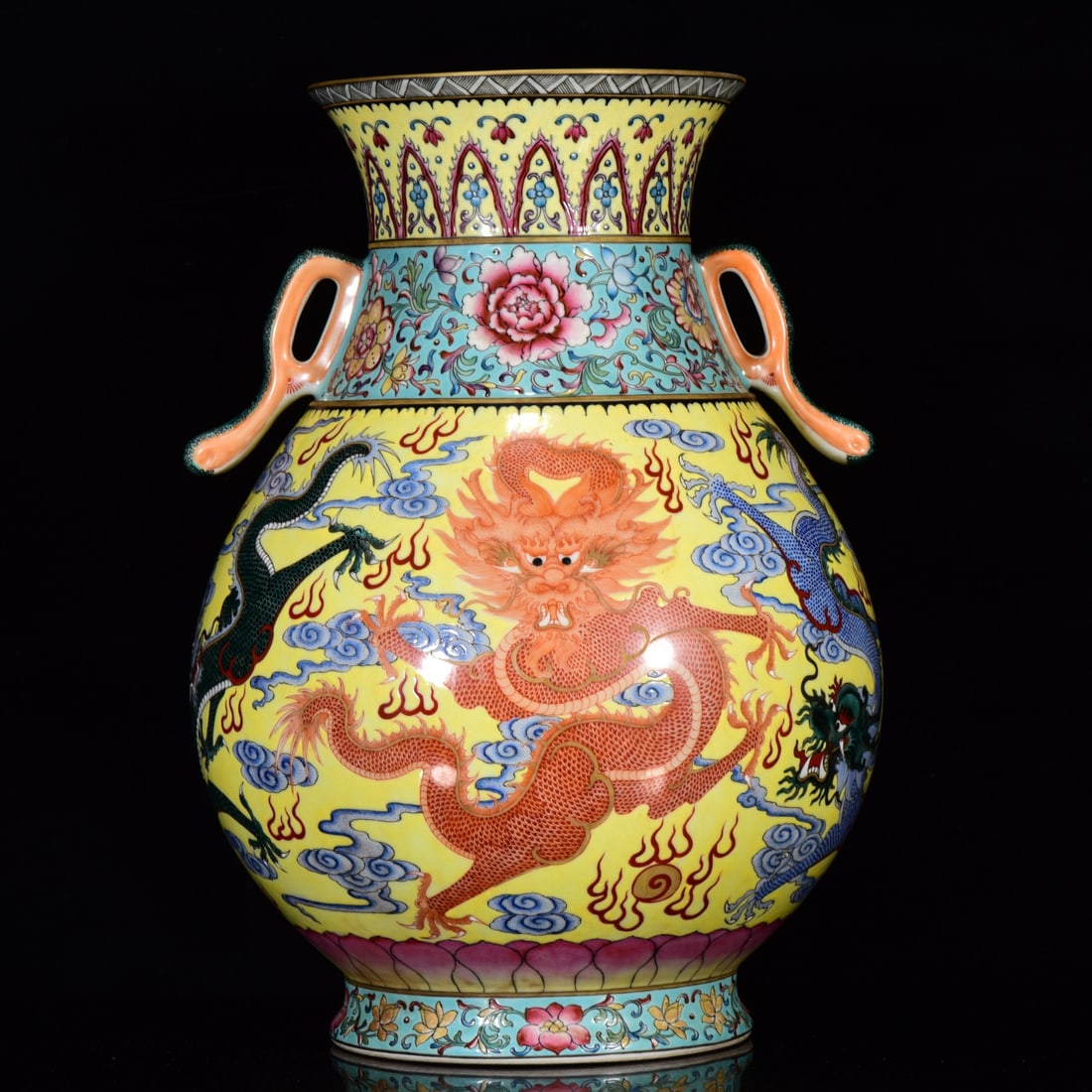 A Rare Famille-Rose Painted Gold Auspicious Cloud and Dragon Pattern Double-Ears Vase: A Rare Famille-Rose Painted Gold Auspicious Cloud and Dragon Pattern Double-Ears Vase,Qing Dynasty,China,Qianlong Four-Character Mark,Size:15inx10.6in 