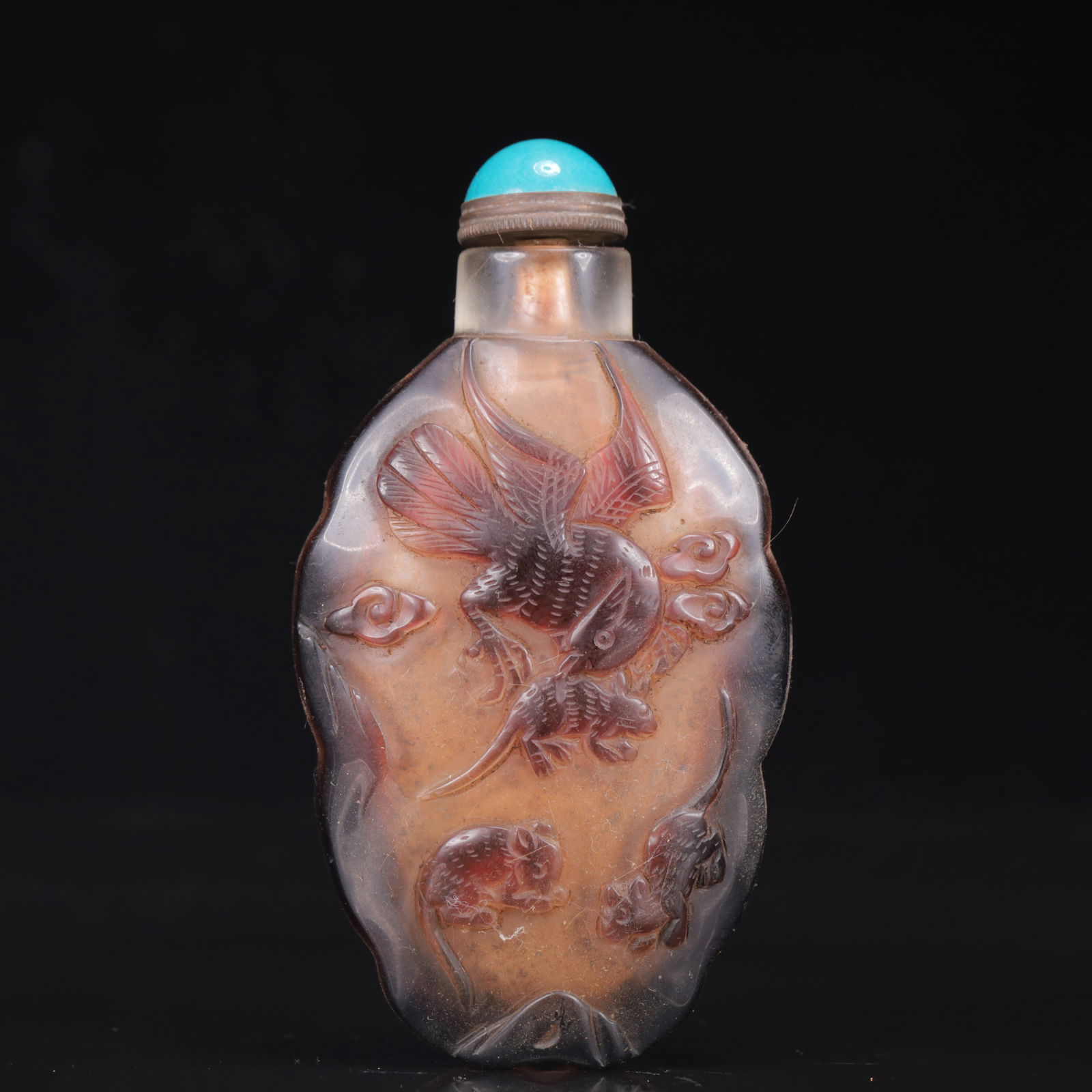 An Exquisite Glass Eagale and Rabbit Pattern Snuff Bottle (1 of 8)