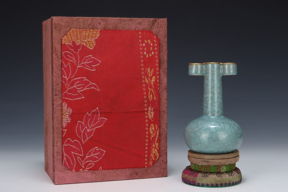 An Exquisite Ru yao Double-Ears Vase (1 of 8)