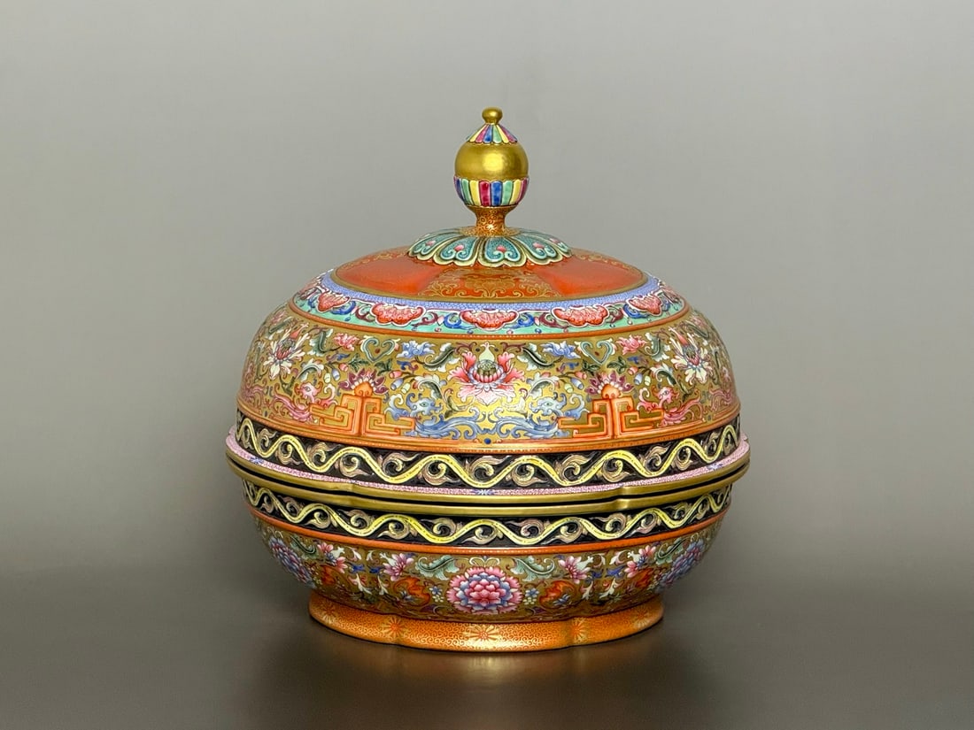 An Exquisite Gold Ground Enamel Lotus Pattern Box: An Exquisite Gold Ground Enamel Lotus Pattern Box,Qing Dynasty,China,Qianlong Four-character Mark,Size:8.5inx8.5in 