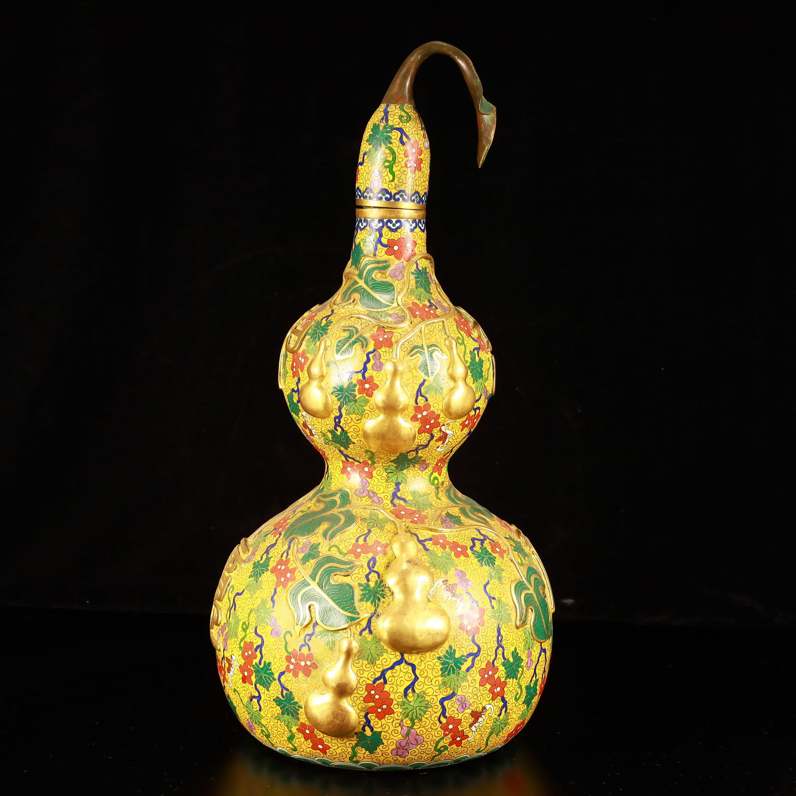 A Huge Cloisonne Flower Pattern Gourd-Shaped Vase: A Huge Cloisonne Flower Pattern Gourd-Shaped Vase,(A type of enamelware with metal wires separating colored glaze, originating in China),Qing Dynasty,China,Qianlong Six-character Mark,Size:9.1inx9.1in