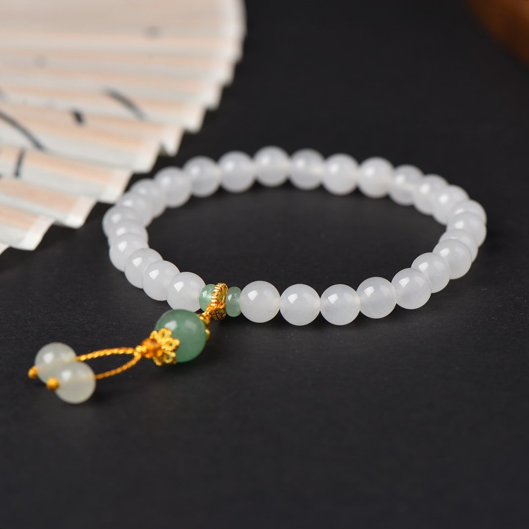 An Exquisite Jadeite Bracelets - 4