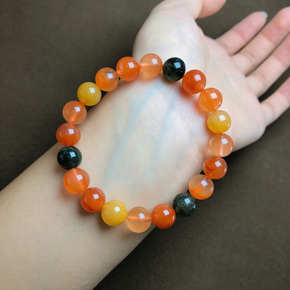 An Exquisite Crystal Bracelets - 2