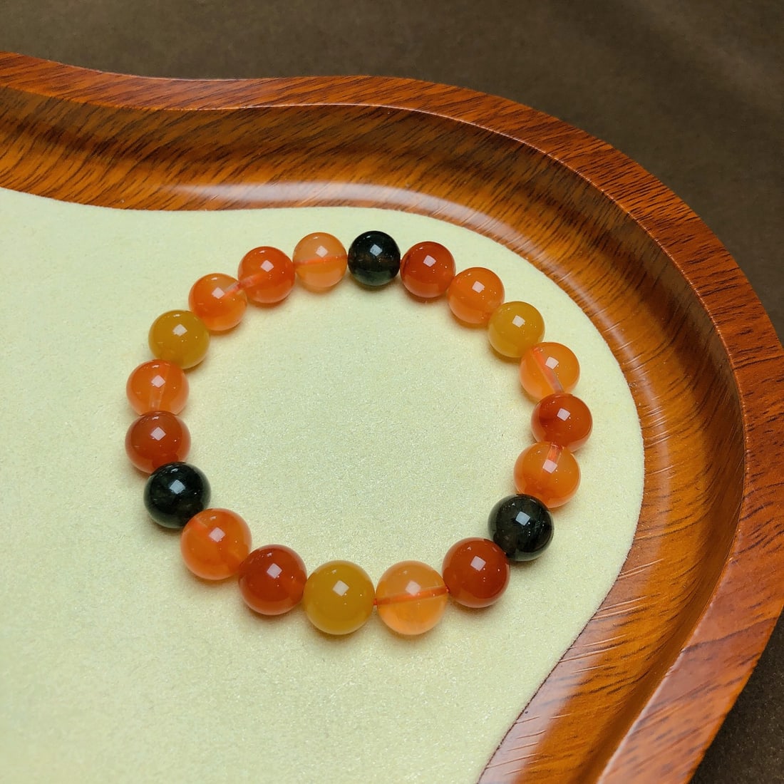 An Exquisite Crystal Bracelets - 8