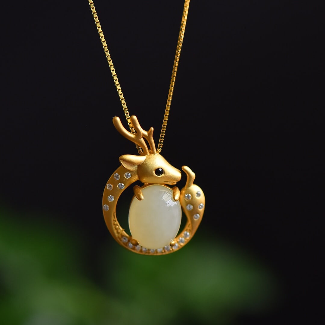 An Exquisite Sterling Silver-Gold Plated Inlaid White Jade Pendant , Inlaid Diamond: Sterling Silver-Gold Plated Inlaid White Jade Pendant , Inlaid Diamond , Size :0.3inx0.4in 