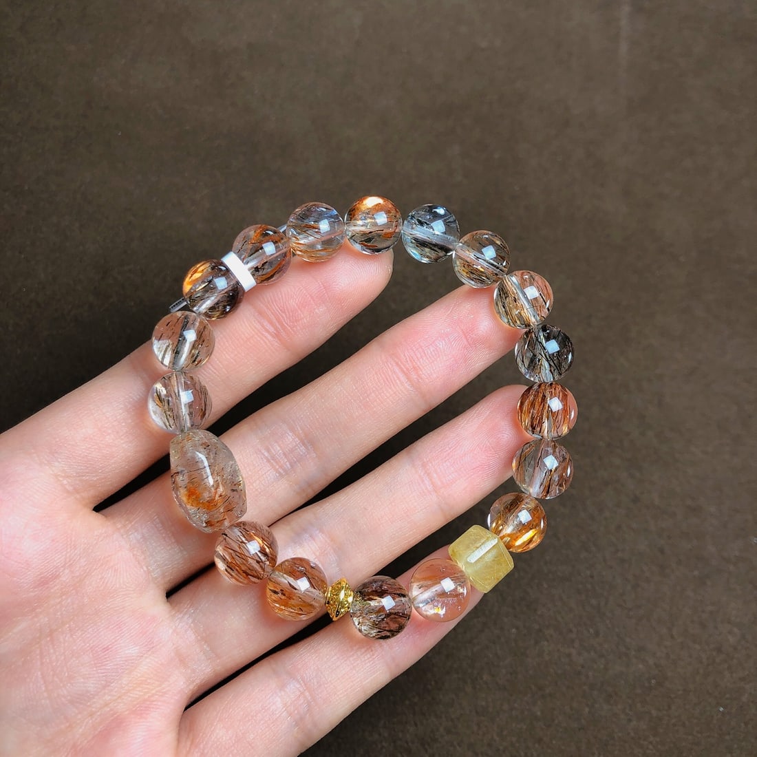 An Exquisite Crystal Bracelets: An Exquisite Crystal Bracelets,Size:0.4in,Weight:25g 水晶手串