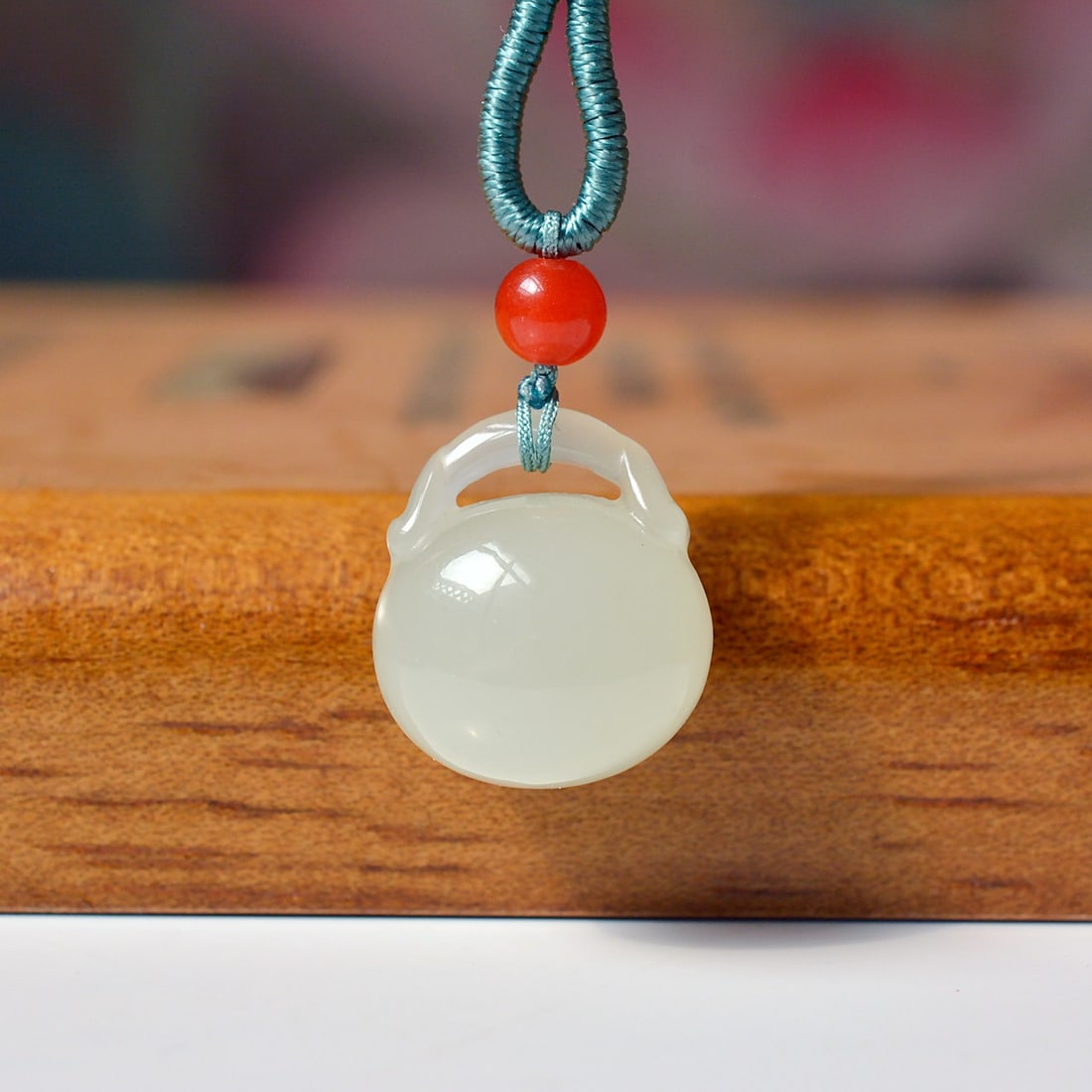 An Exquisite White Jade Pendant: An Exquisite White Jade Pendant,Size:0.6inx0.7in 白玉挂件