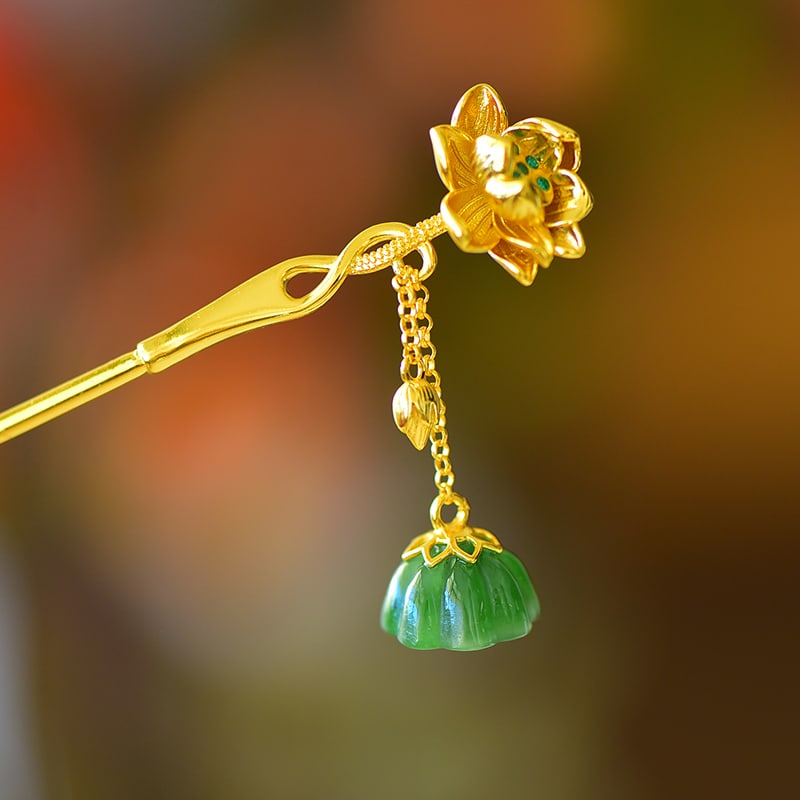 An Exquisite Sterling Silver-Gold Plated Inlaid Jasper Hairpin: An Exquisite Sterling Silver-Gold Plated Inlaid Jasper Hairpin,Size:0.6inx0.6in 纯银镀金镶碧玉发簪