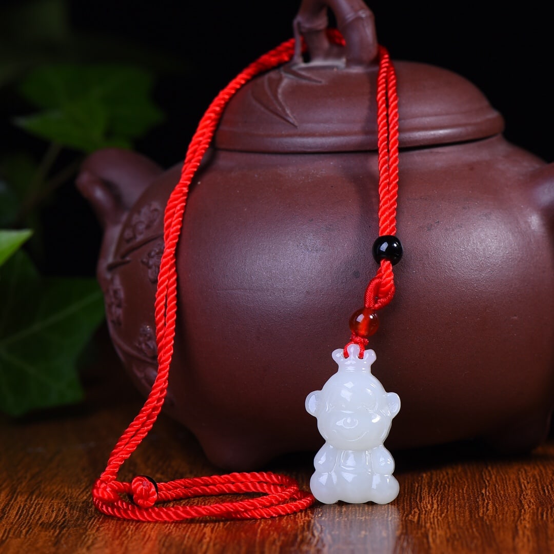 An Exquisite White Jade Monkey Pendant - 4