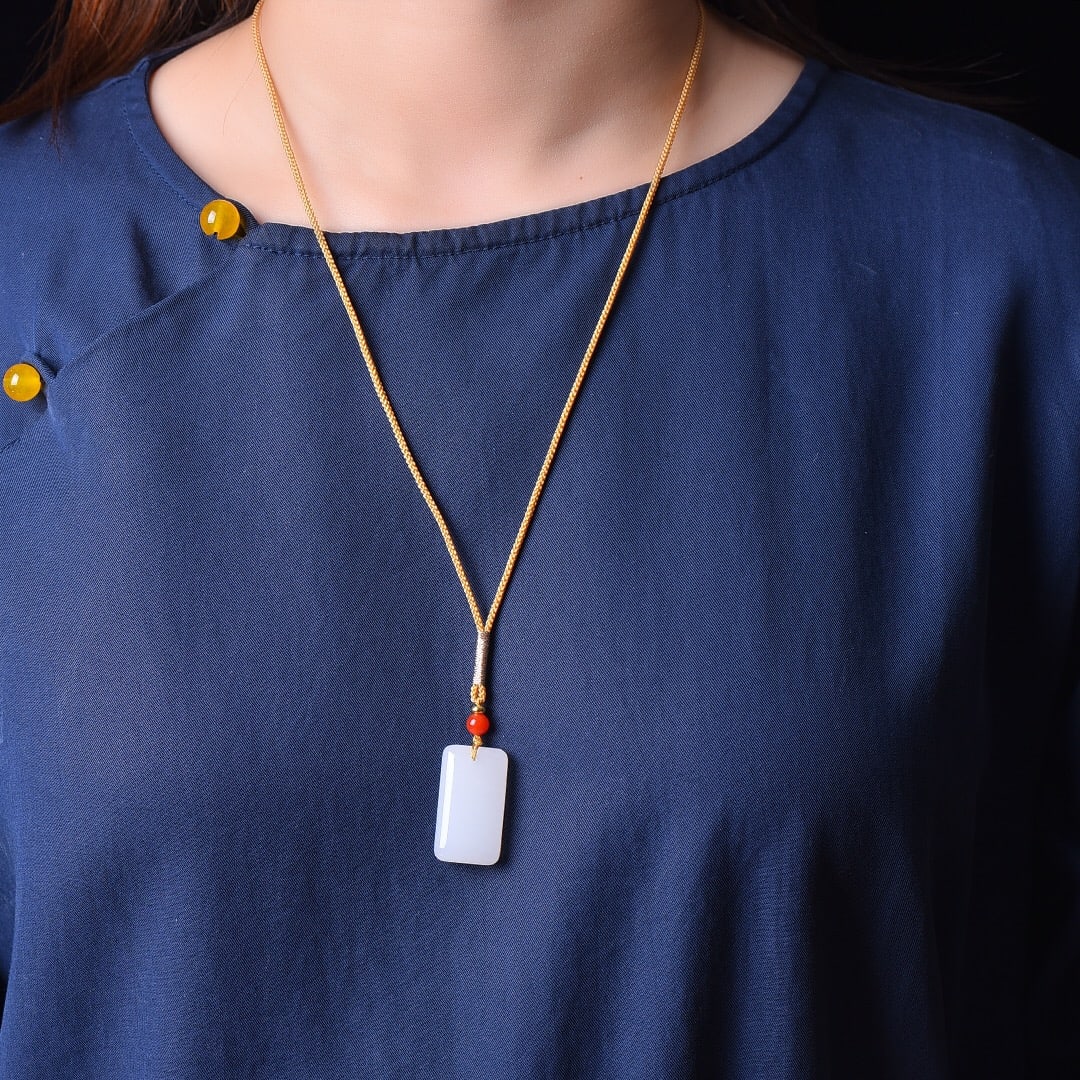 An Exquisite White Jade Pendant: An Exquisite White Jade Pendant,Size:0.7inx1.2in 白玉挂件