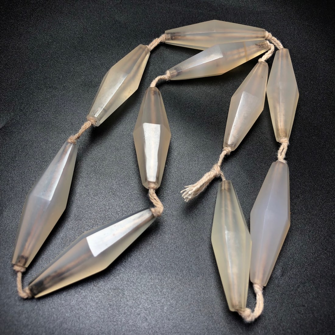 A Precious Agate Necklace (1 of 9)